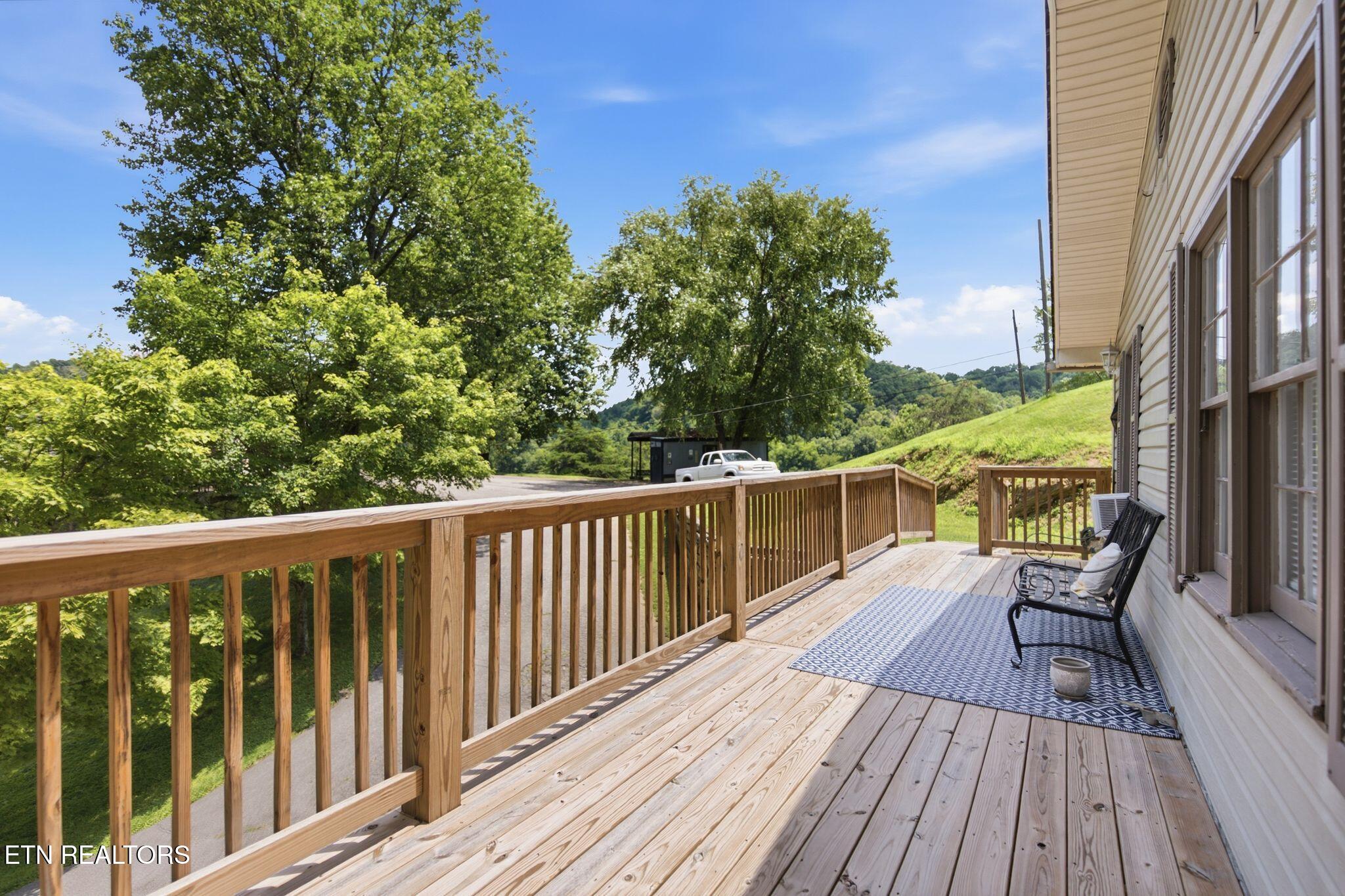 1317 Dupont Road Seymour TN 37865