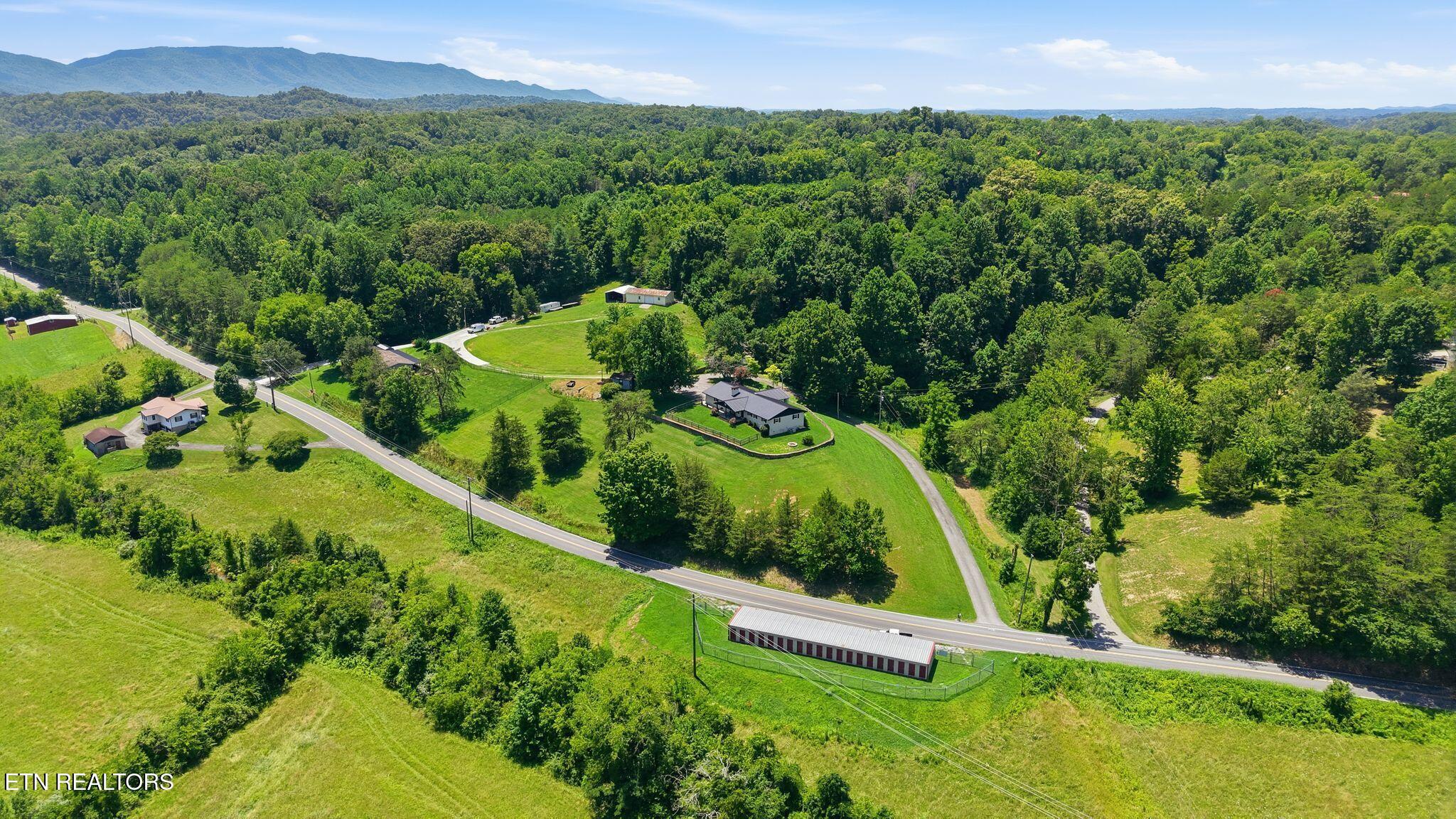 1317 Dupont Road Seymour TN 37865