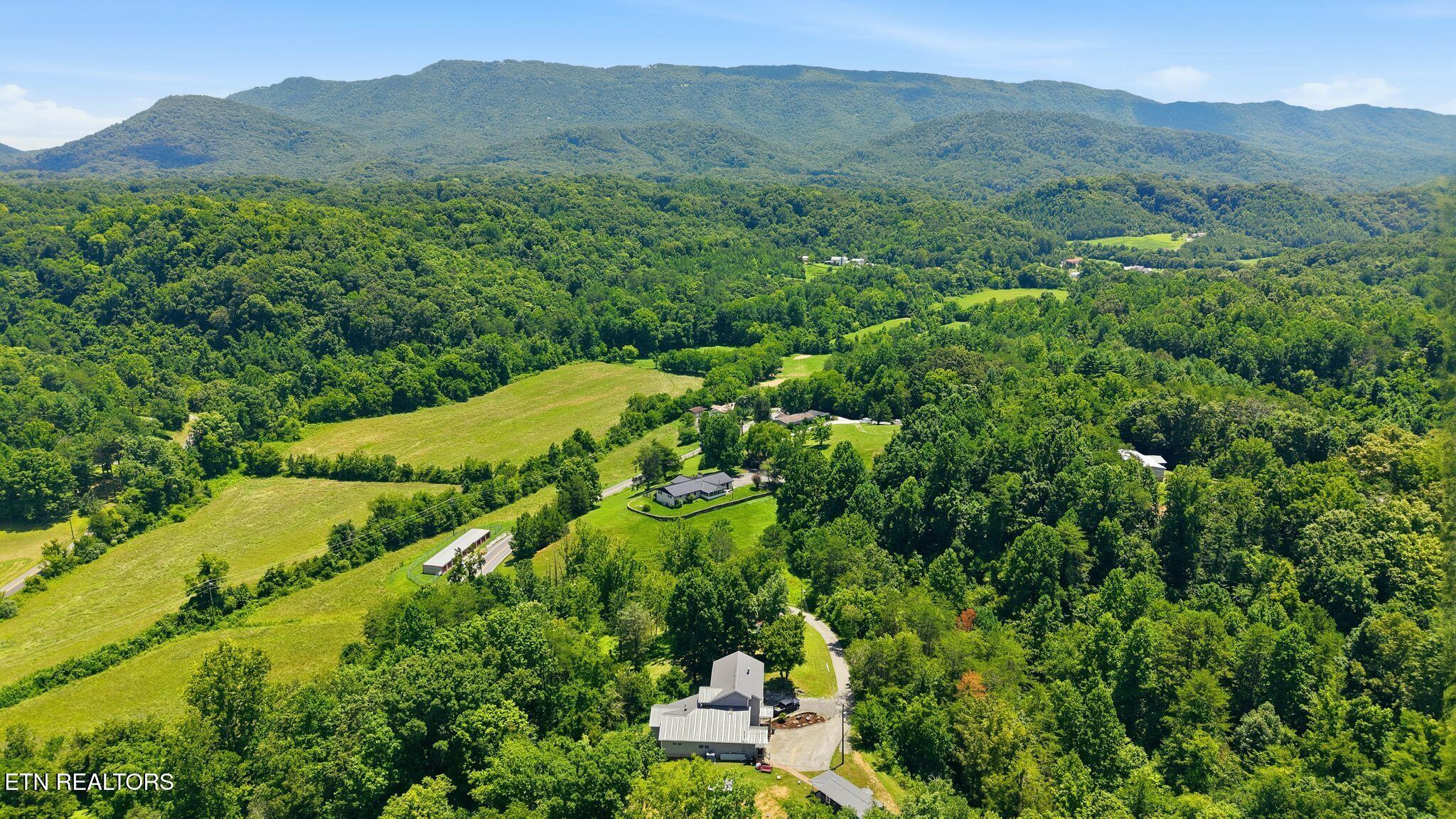 1317 Dupont Road Seymour TN 37865