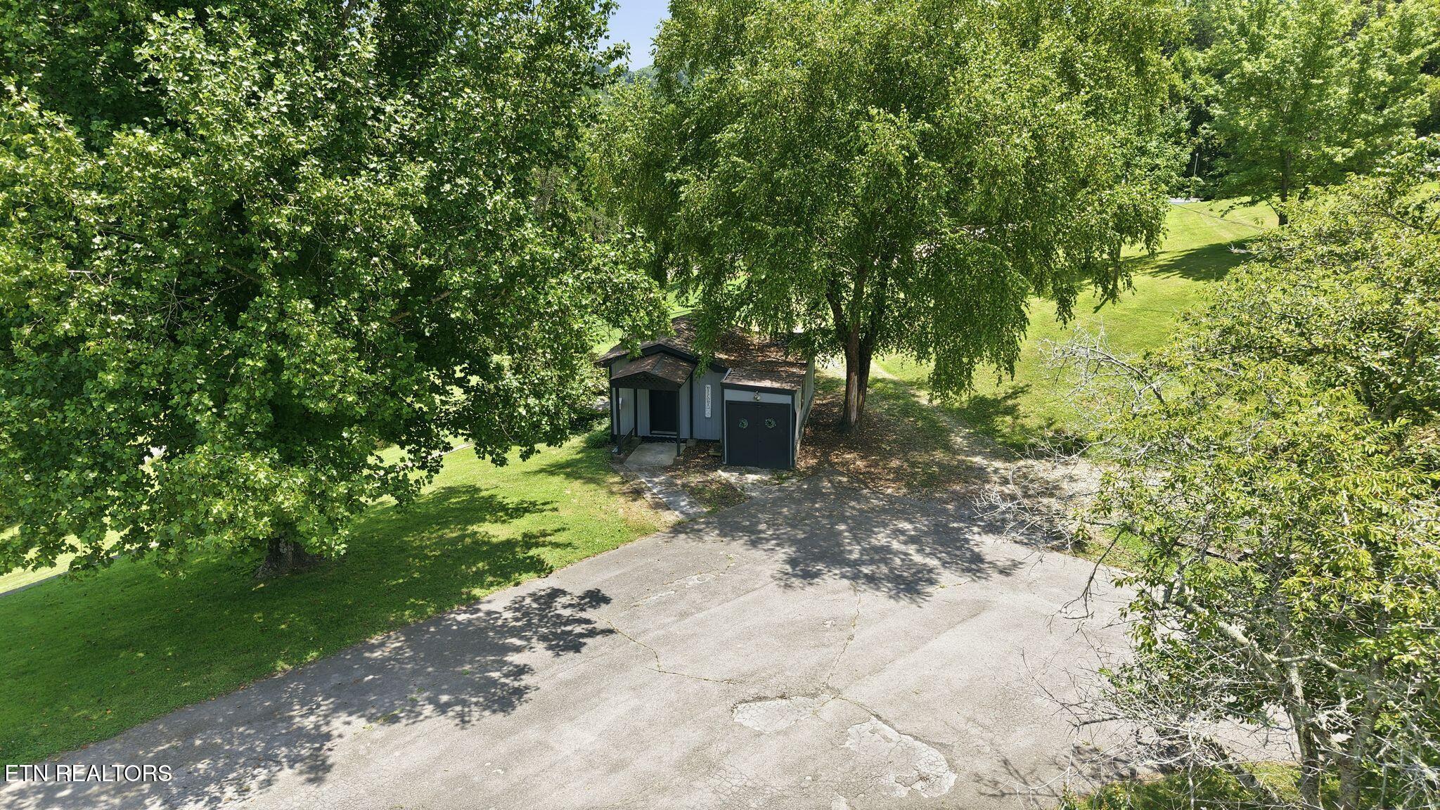 1317 Dupont Road Seymour TN 37865