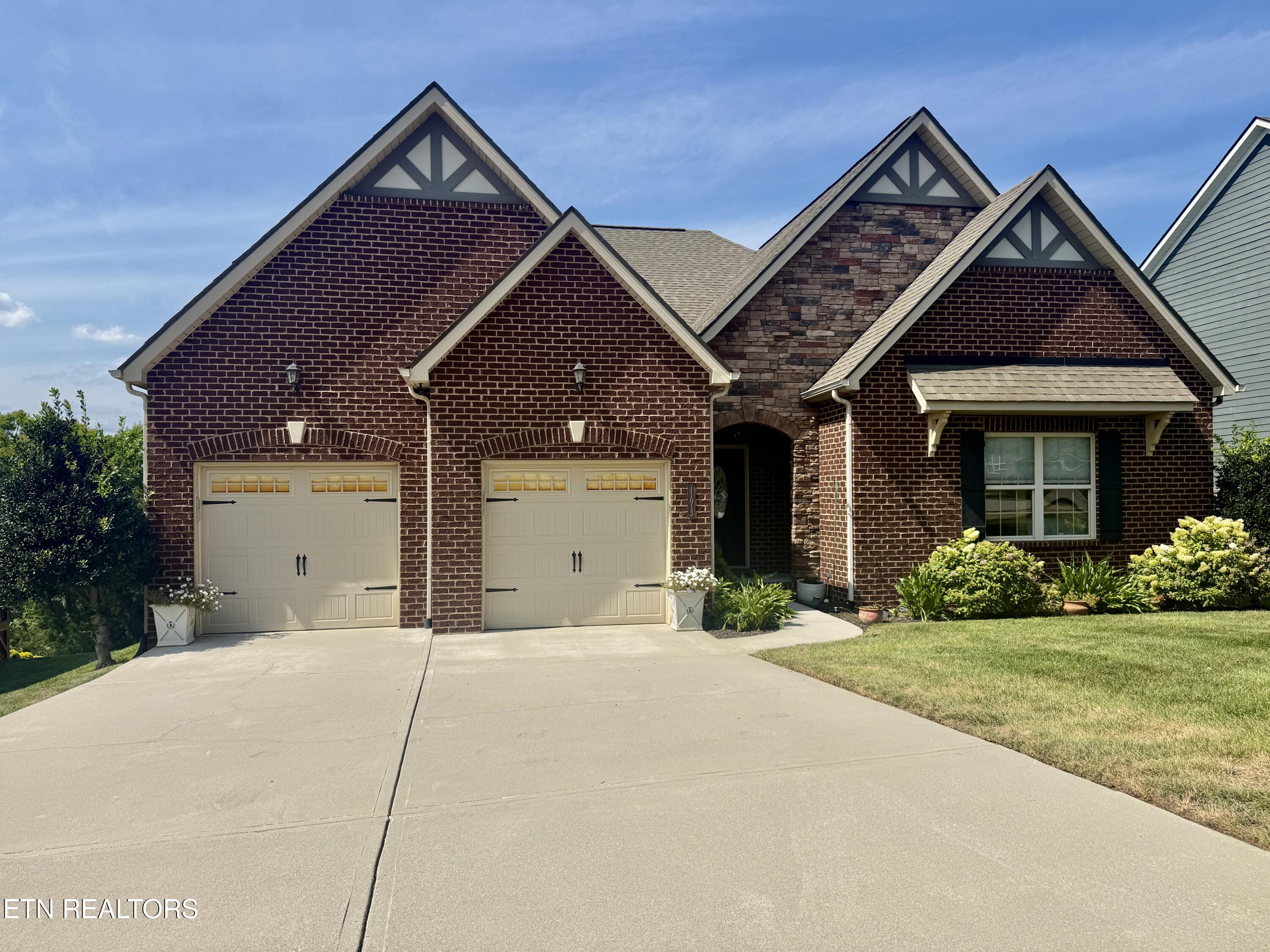 11013 Hunters Knoll Lane Knoxville TN 37932