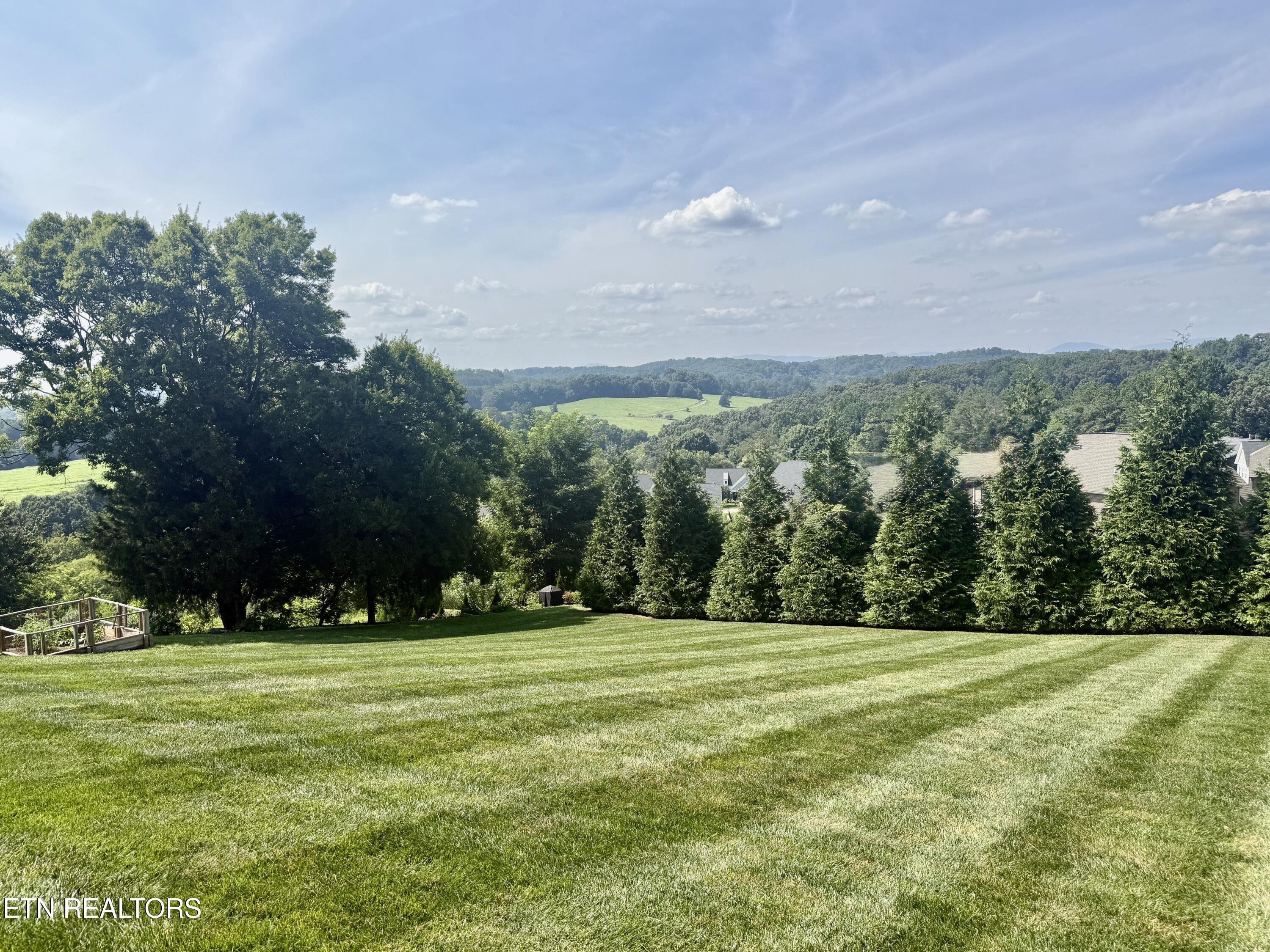 11013 Hunters Knoll Lane Knoxville TN 37932