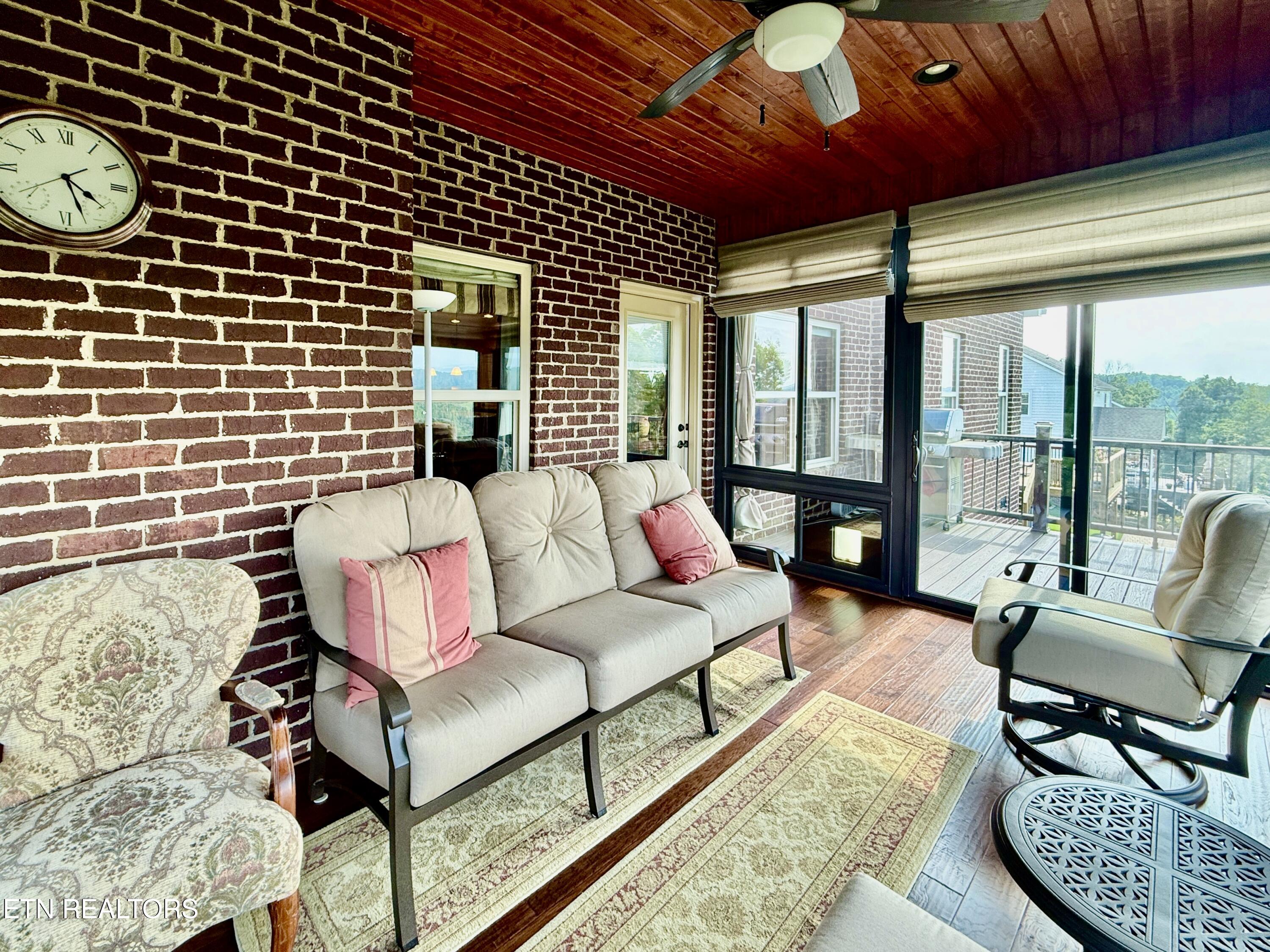 11013 Hunters Knoll Lane Knoxville TN 37932
