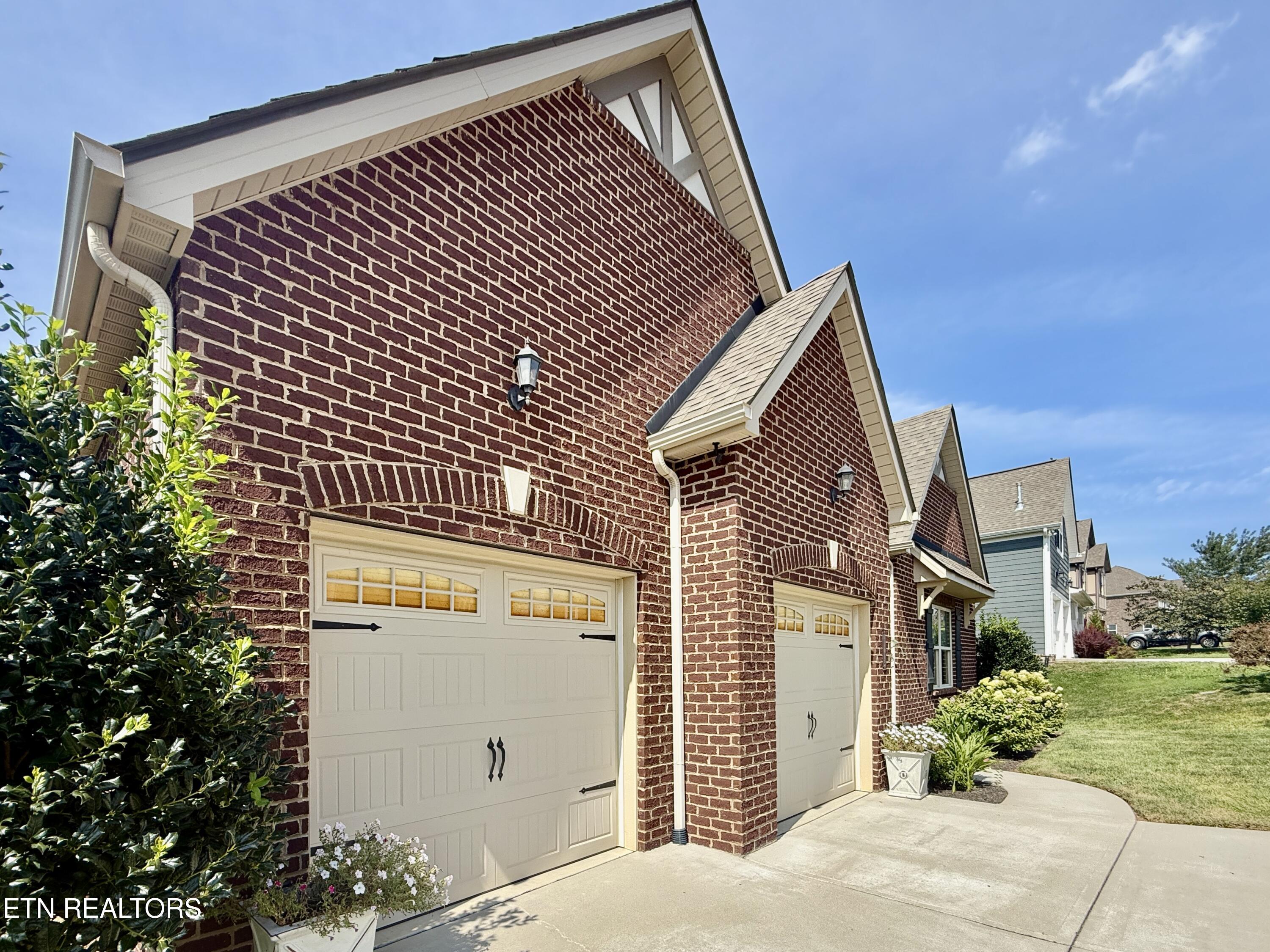 11013 Hunters Knoll Lane Knoxville TN 37932