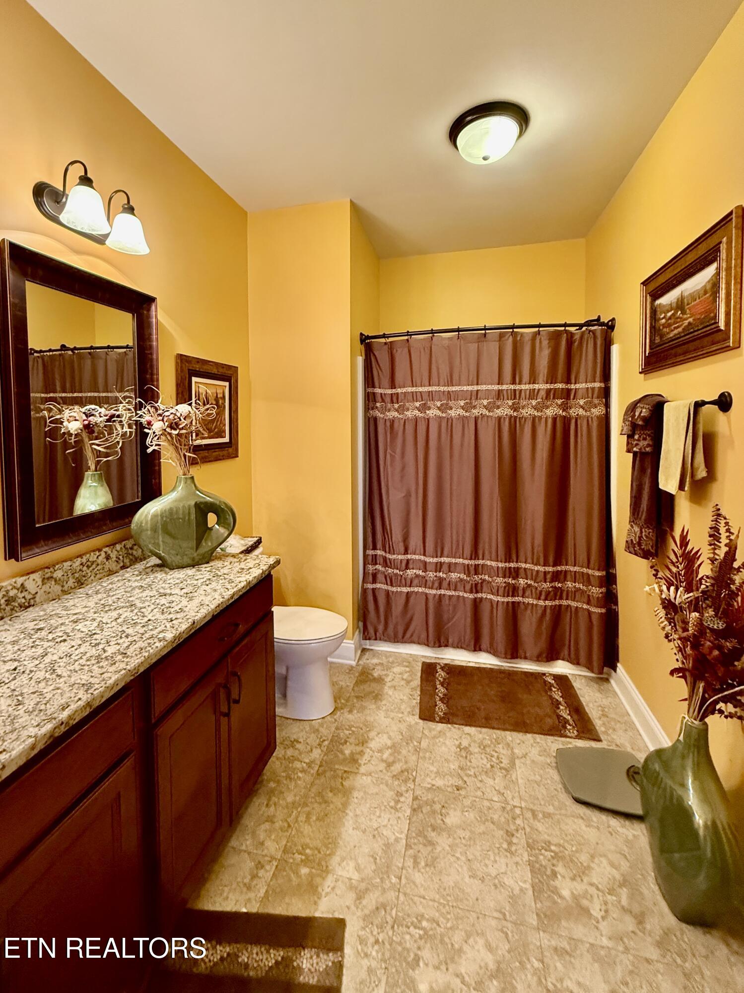 11013 Hunters Knoll Lane Knoxville TN 37932