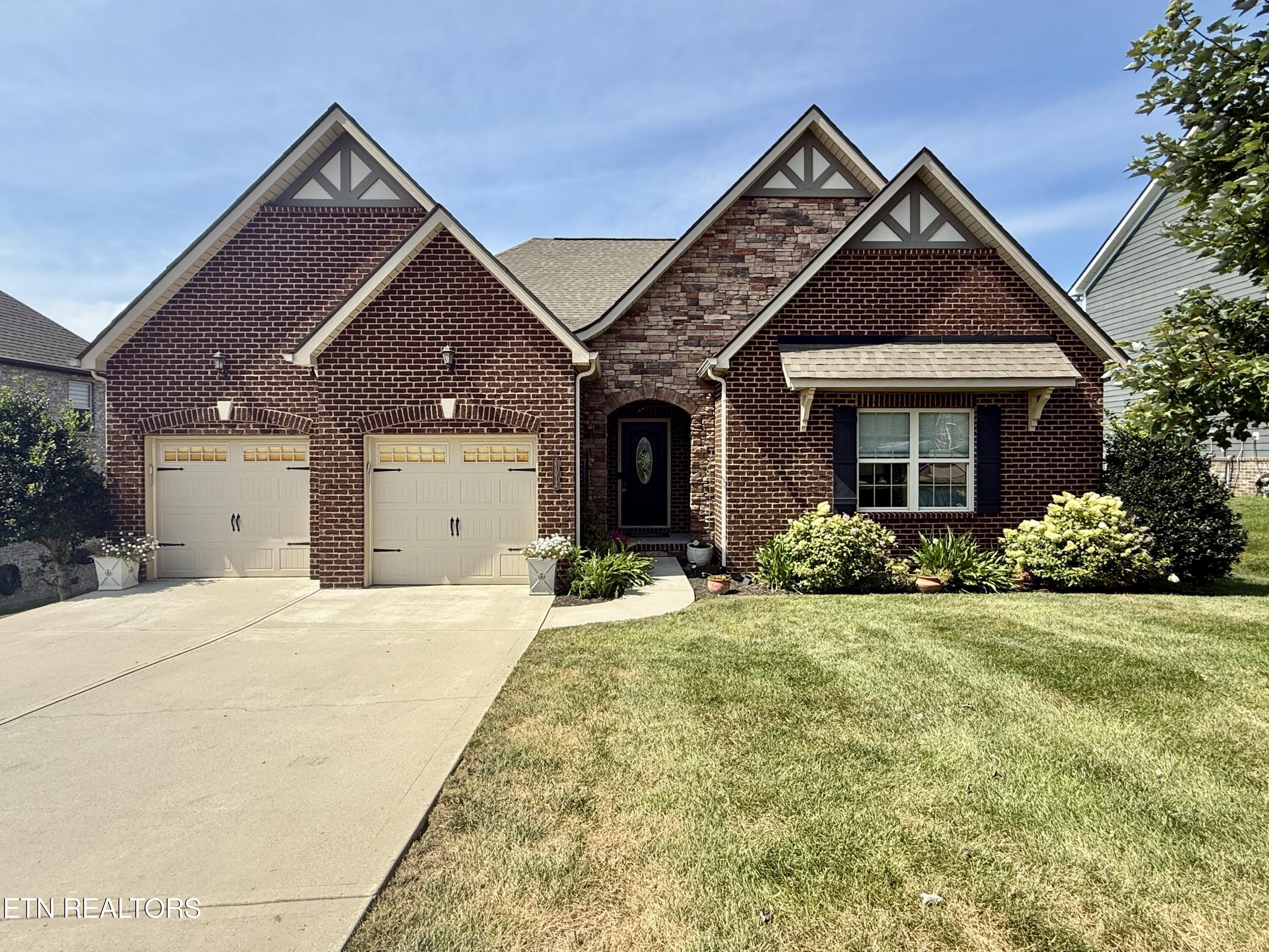 11013 Hunters Knoll Lane Knoxville TN 37932