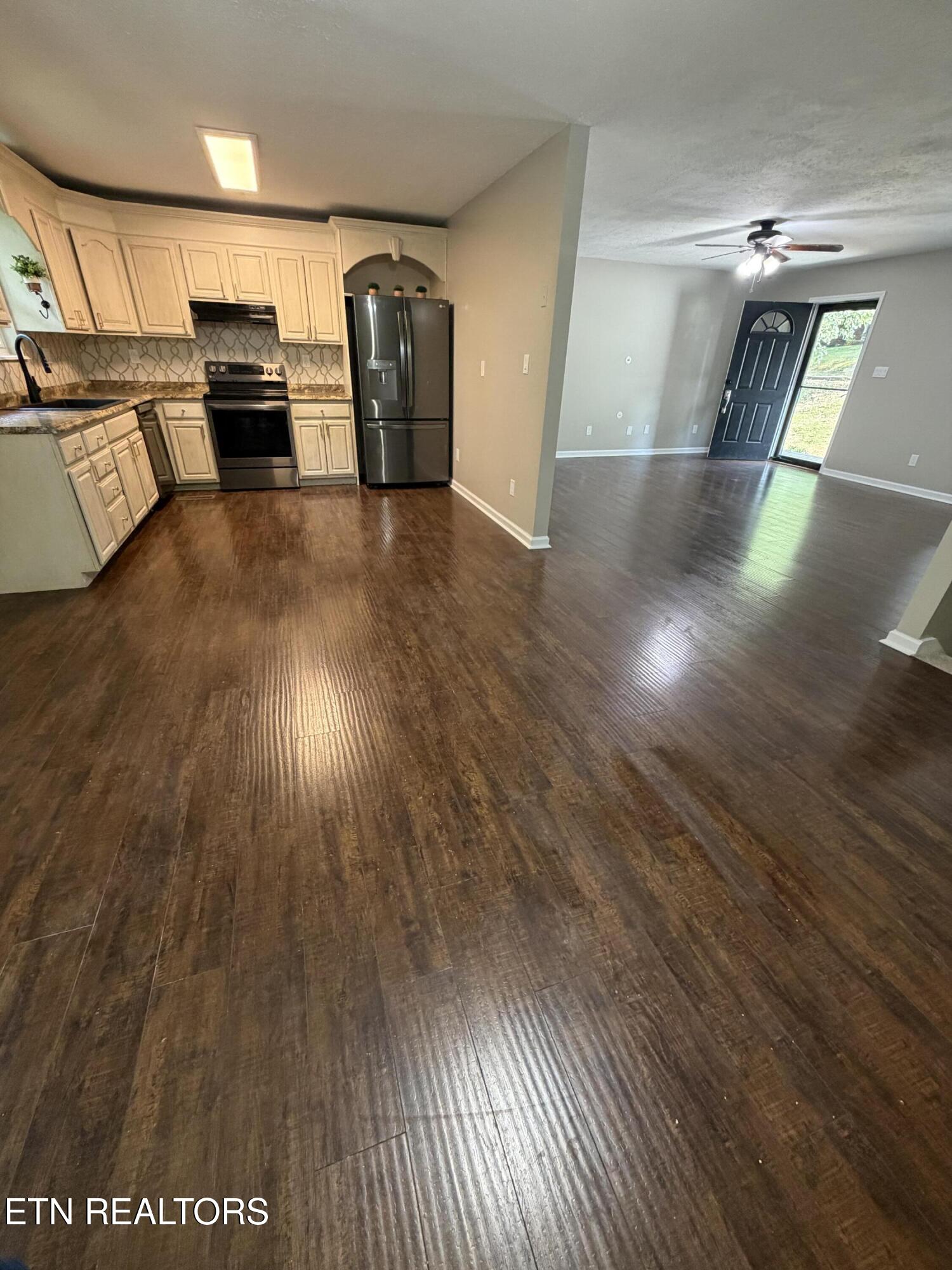 219 Scenic View Drive Clinton TN 37716