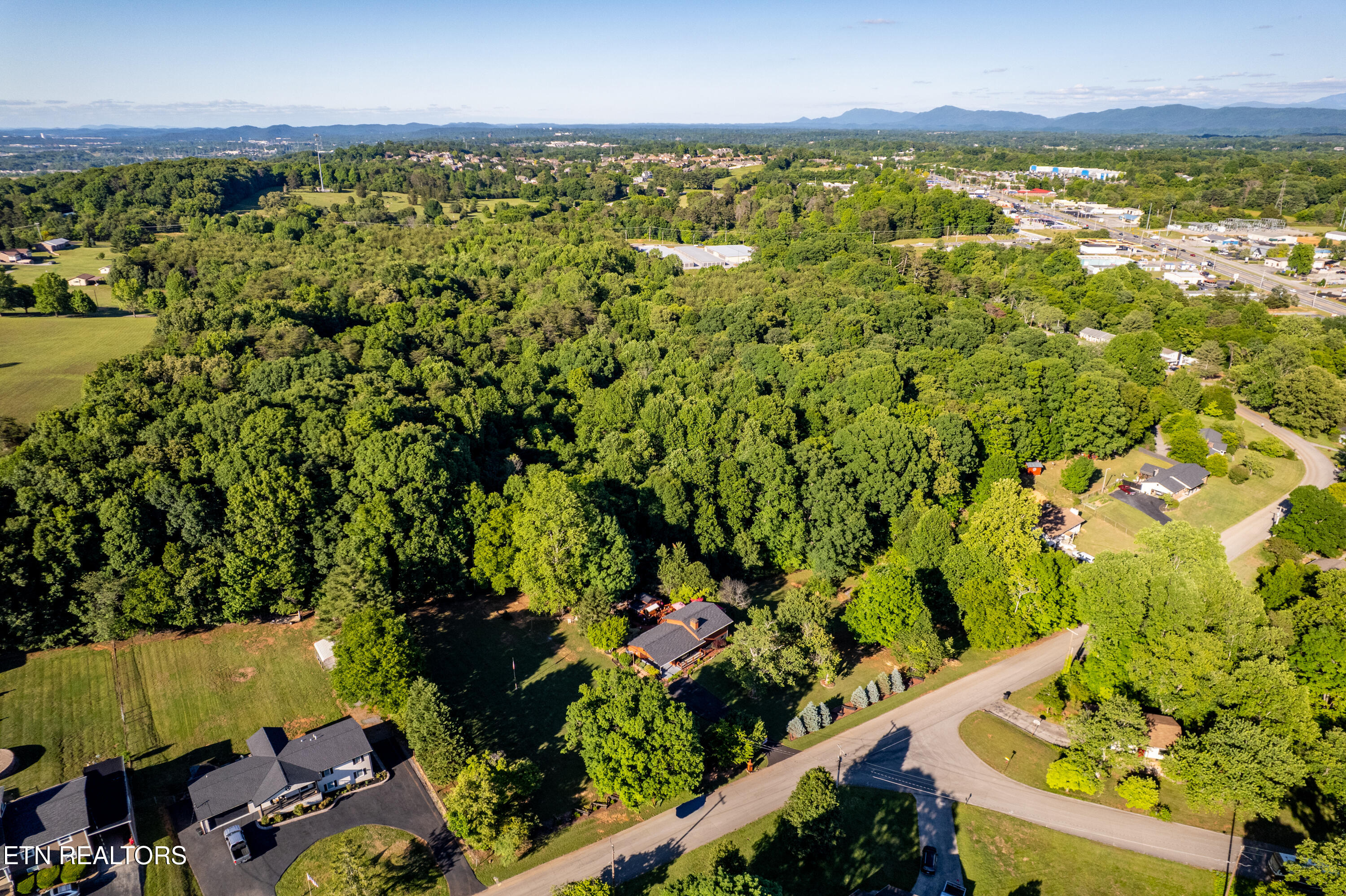 2837 Rambling Road Maryville TN 37801