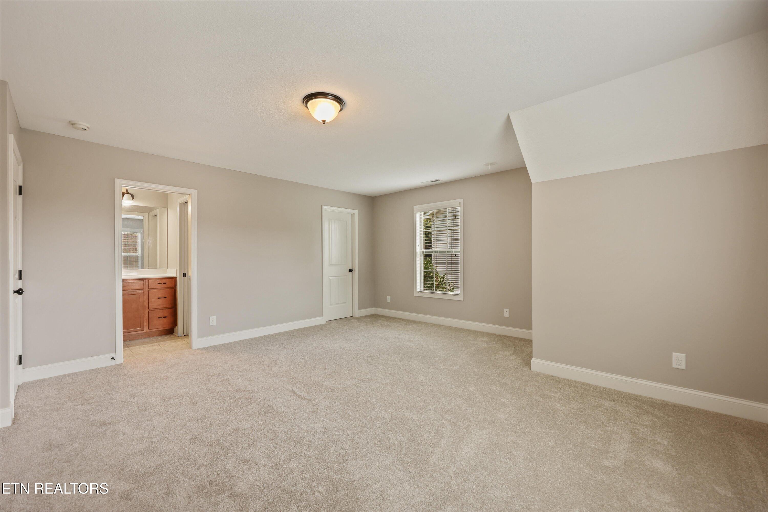 11721 Autumn Glade Lane Knoxville TN 37934
