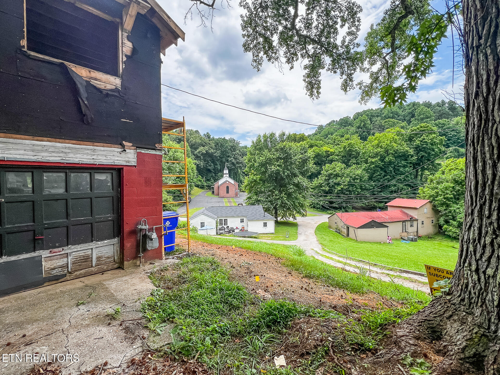 709 Lakeview Church Lane Harriman TN 37748