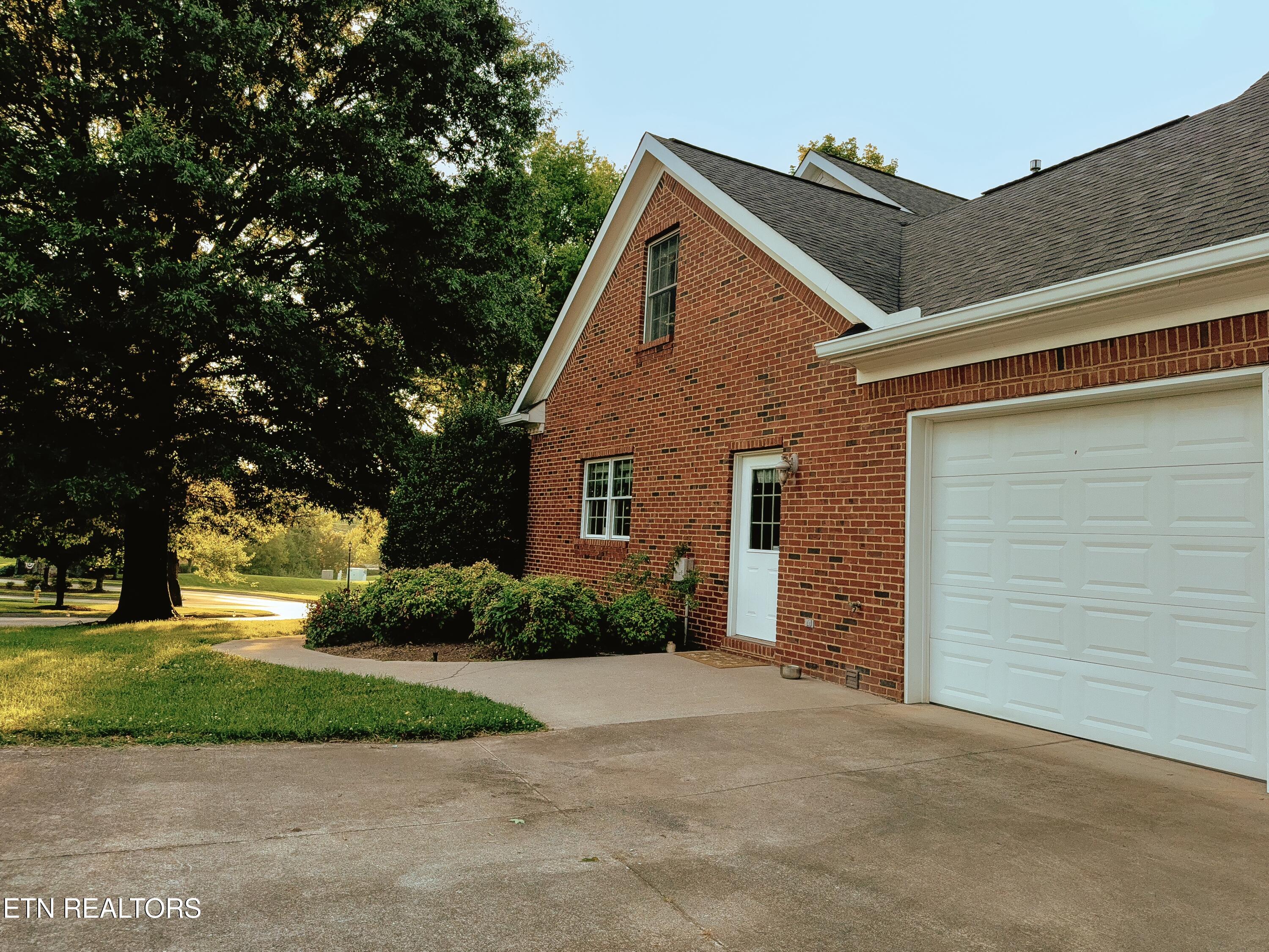 12683 Bayview Drive Knoxville TN 37922