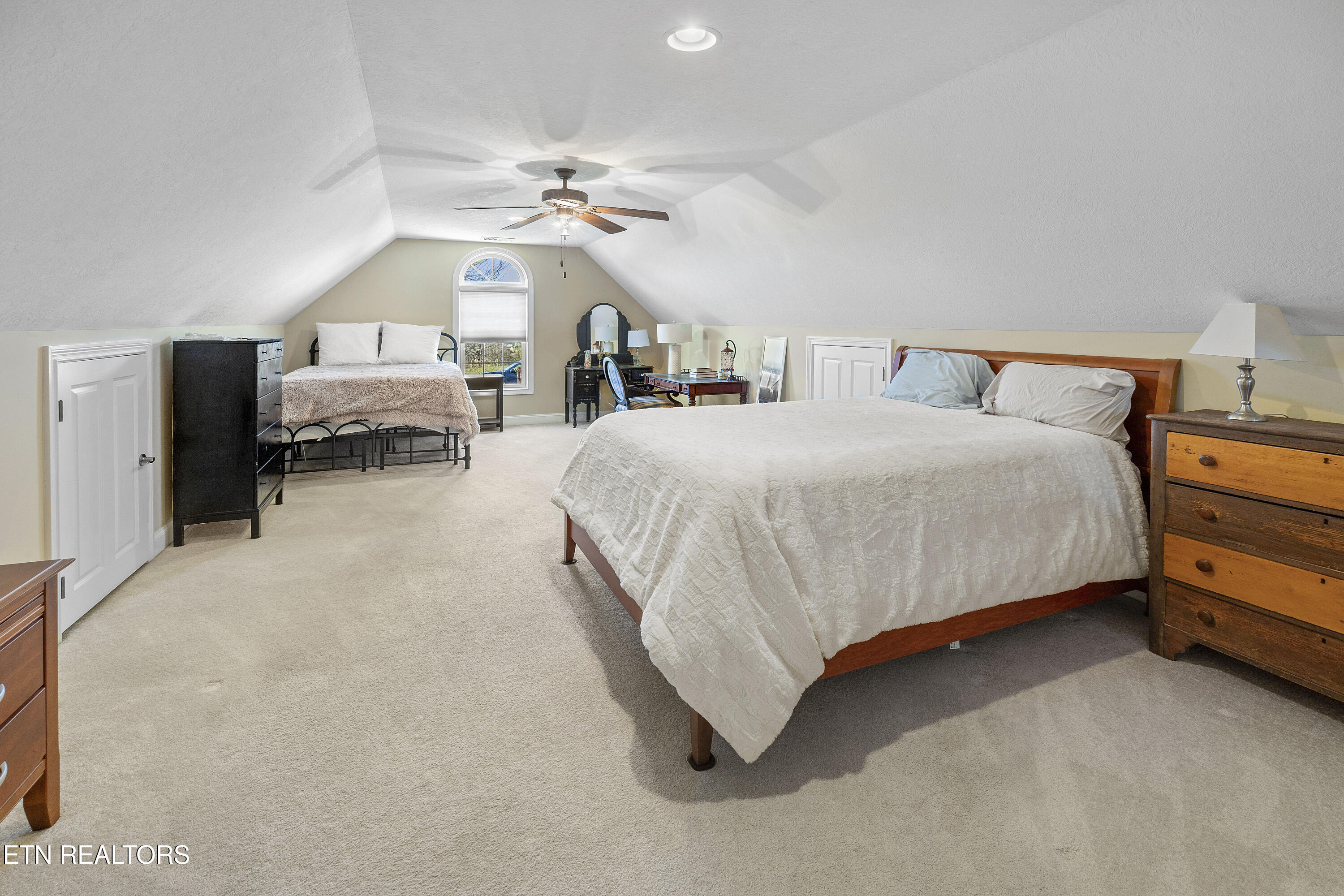 6736 Ingleside Lane Knoxville TN 37918