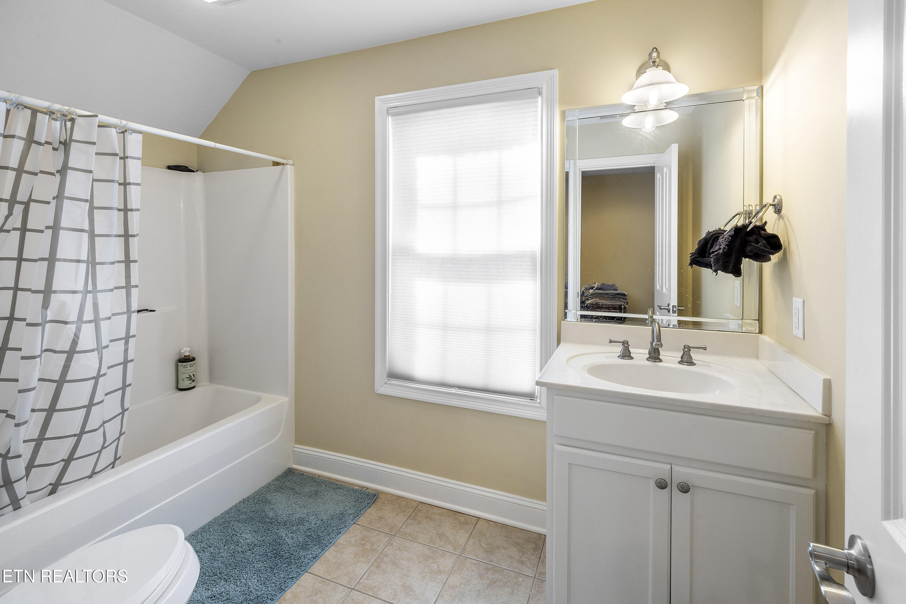 6736 Ingleside Lane Knoxville TN 37918