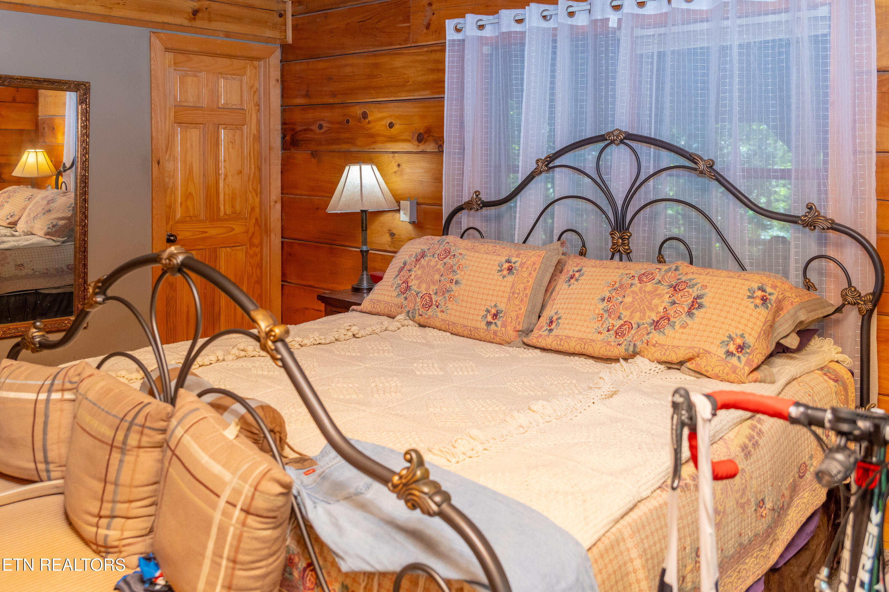 440 Deer Path Lane Gatlinburg TN 37738