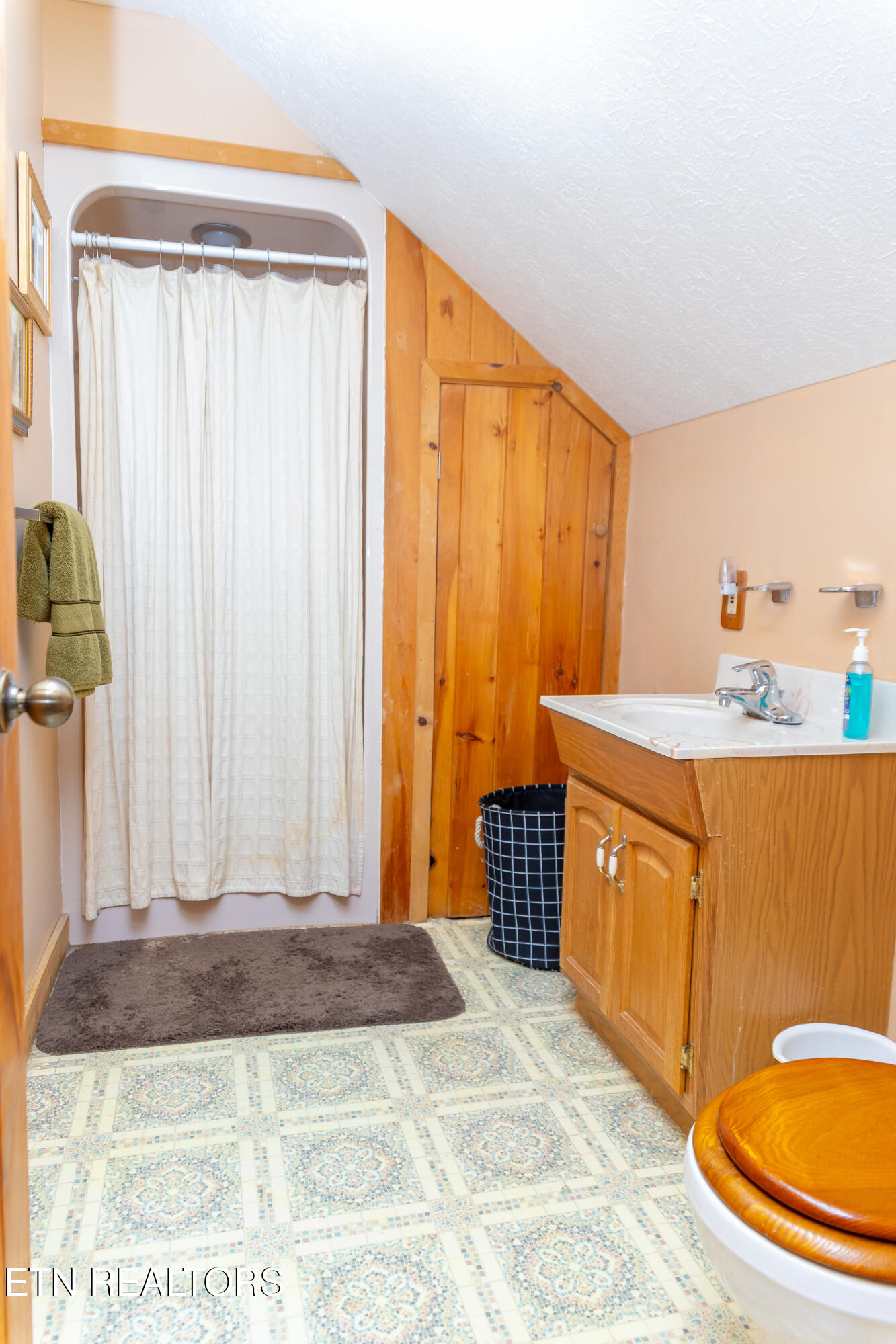 440 Deer Path Lane Gatlinburg TN 37738