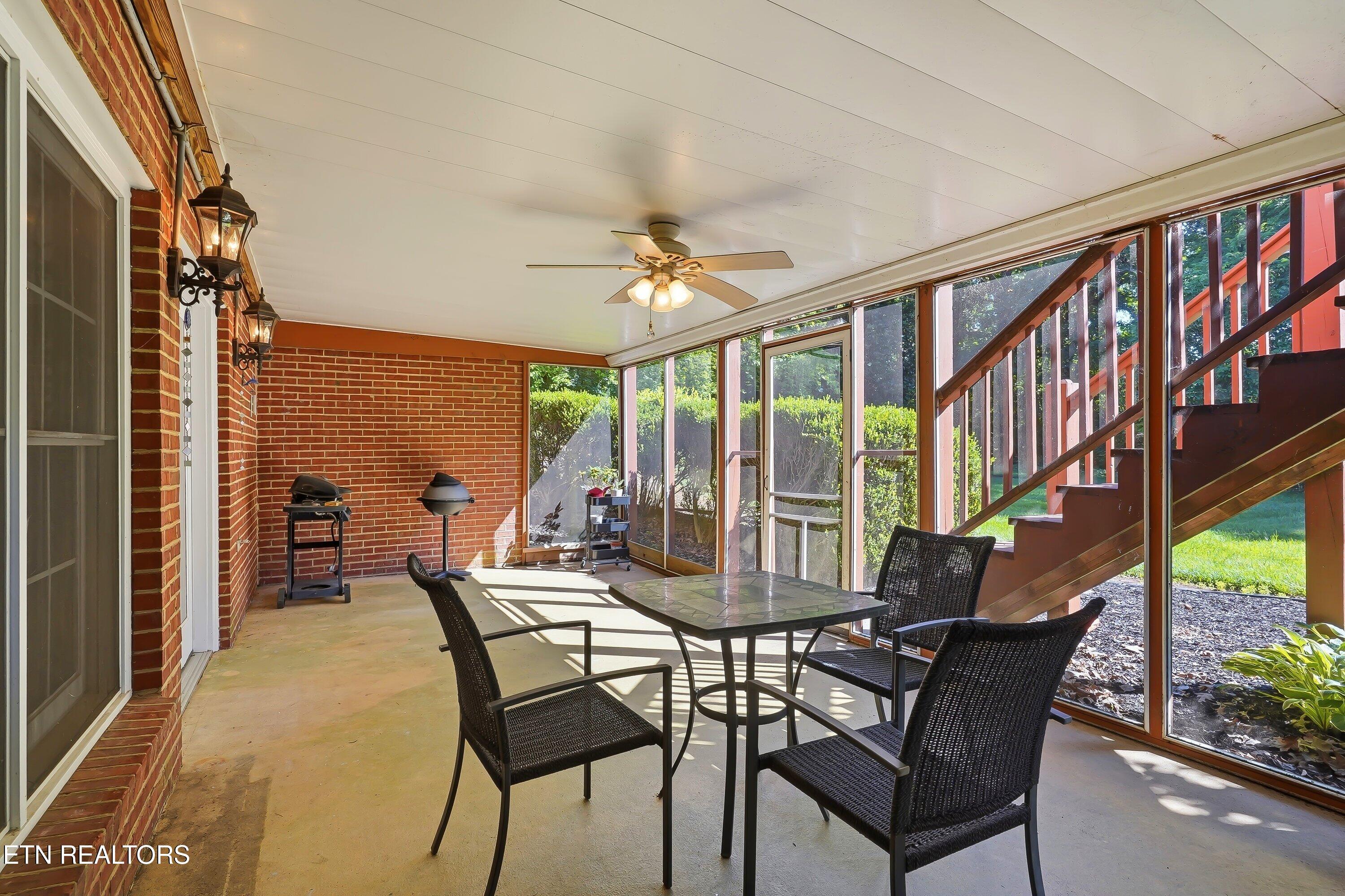 928 Blackstone Drive Knoxville TN 37934