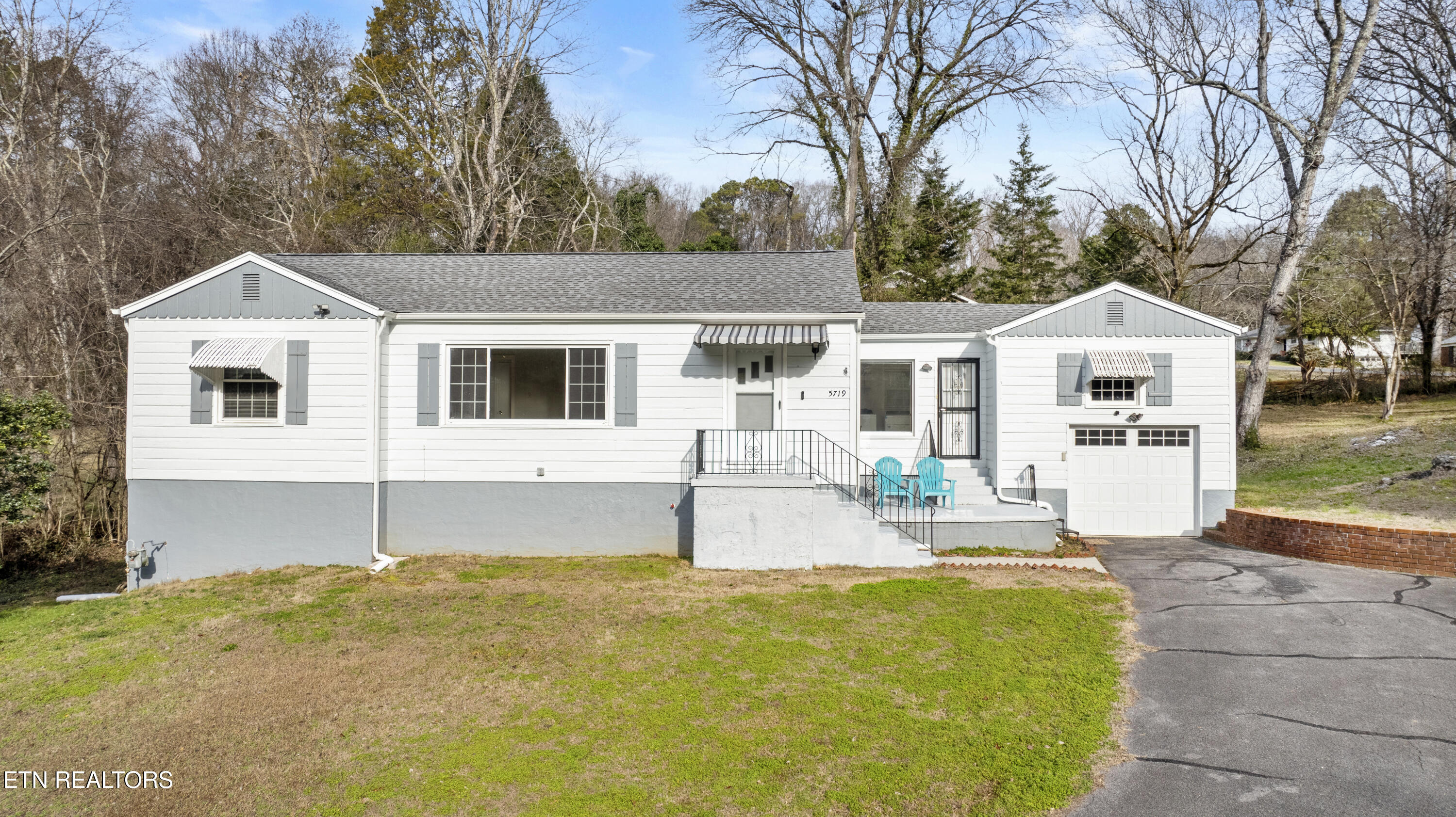 5719 Green Valley Drive Knoxville TN 37914