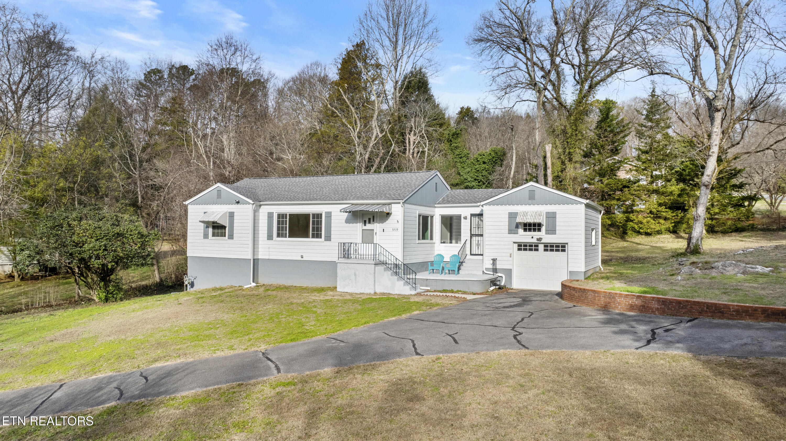 5719 Green Valley Drive Knoxville TN 37914