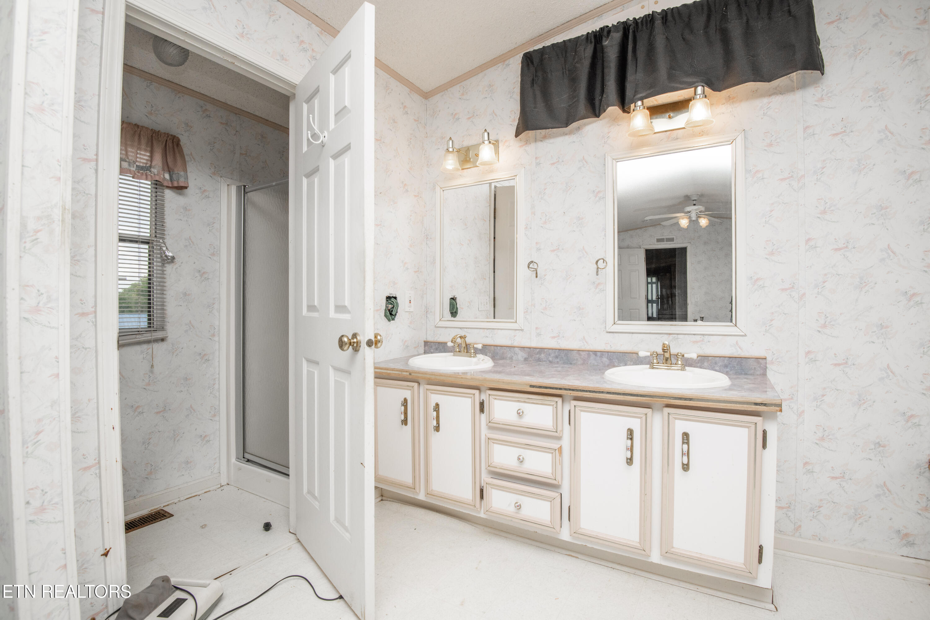 413 Mason Lane Loudon TN 37774