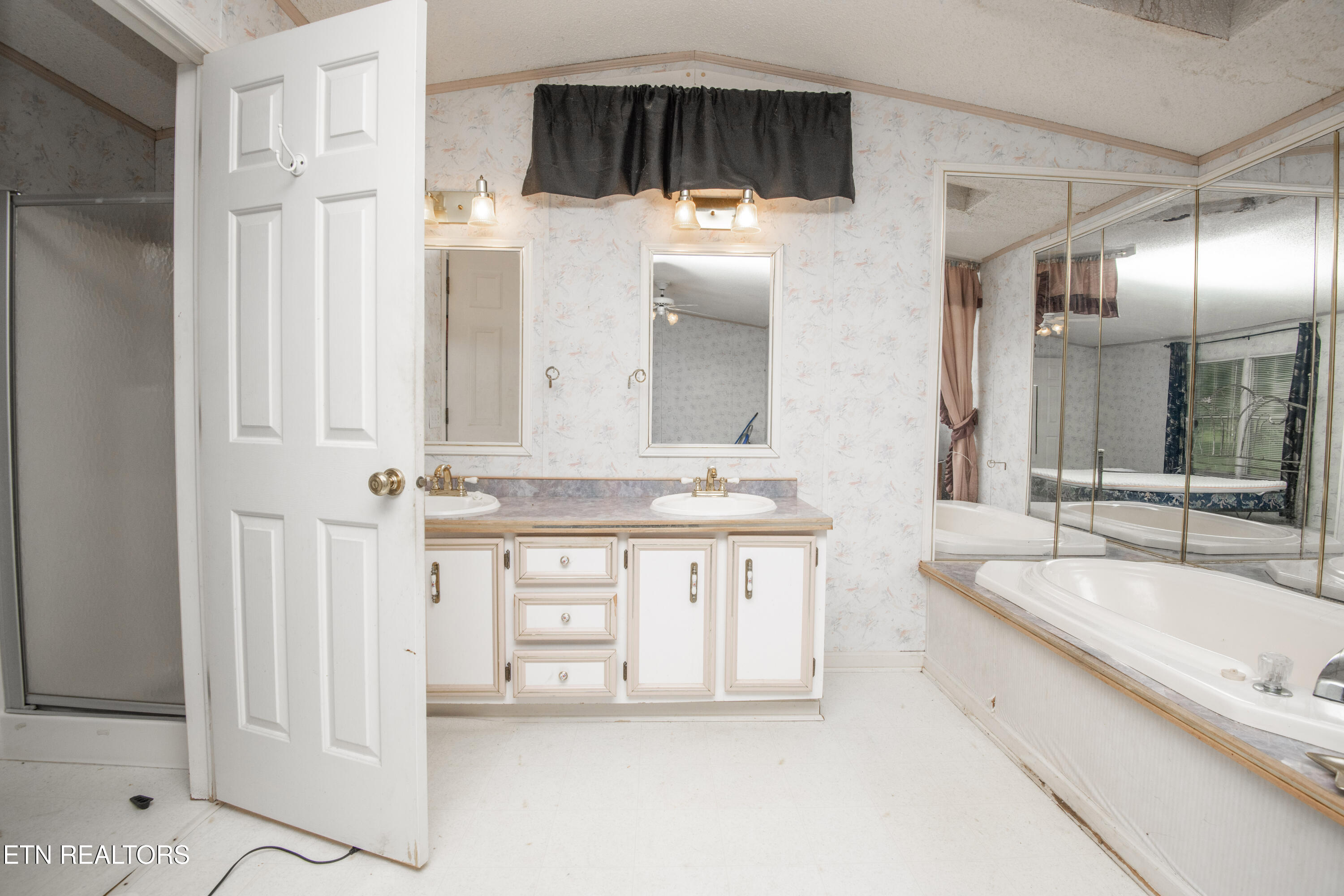 413 Mason Lane Loudon TN 37774