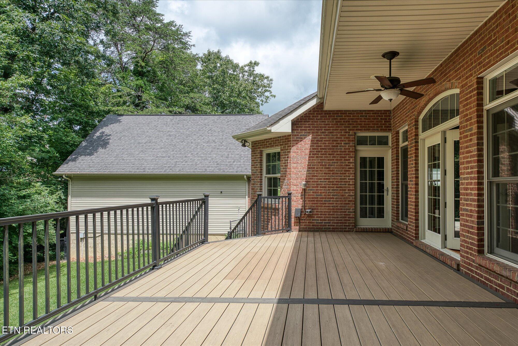 172 Sandpiper Loop Crossville TN 38555