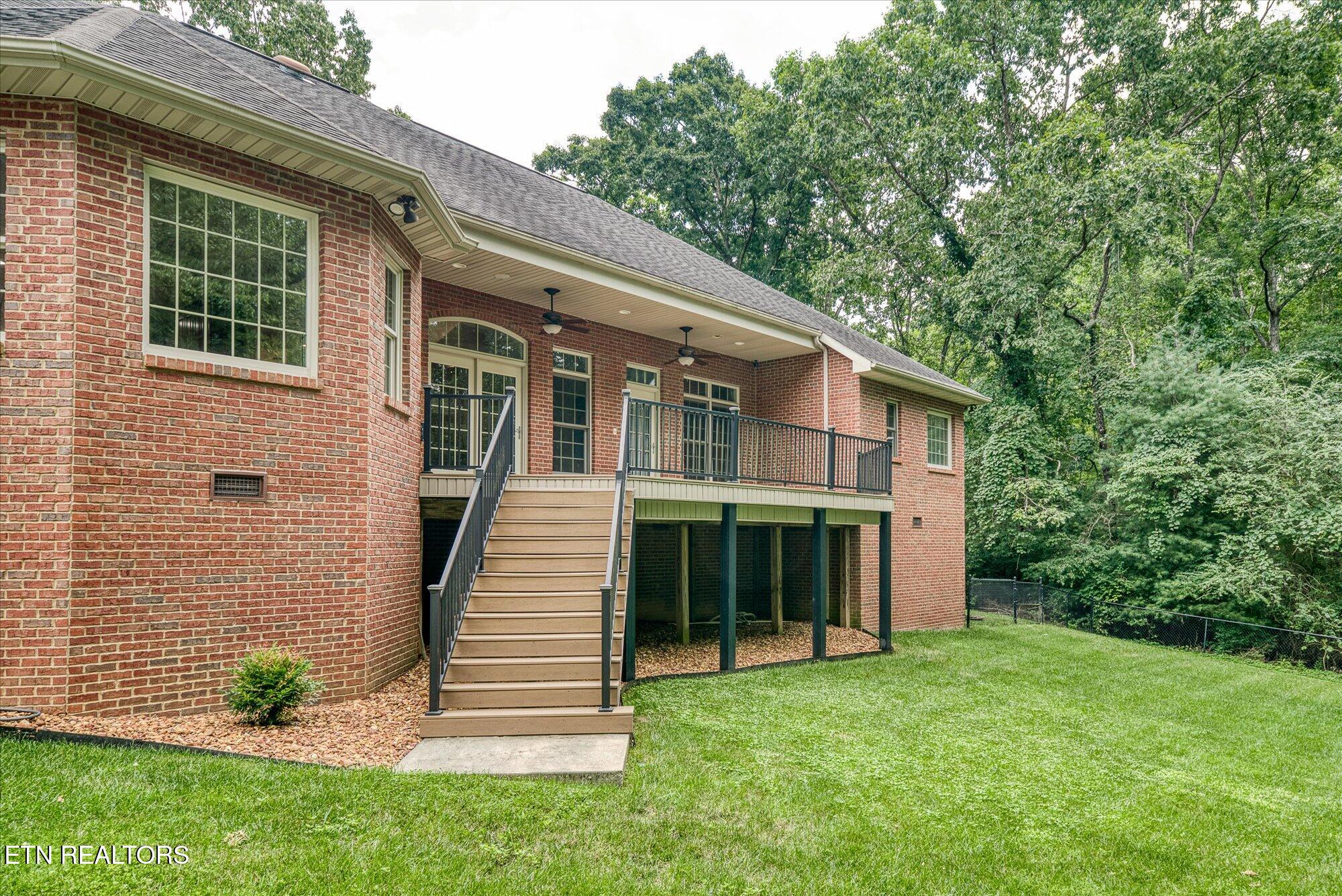 172 Sandpiper Loop Crossville TN 38555