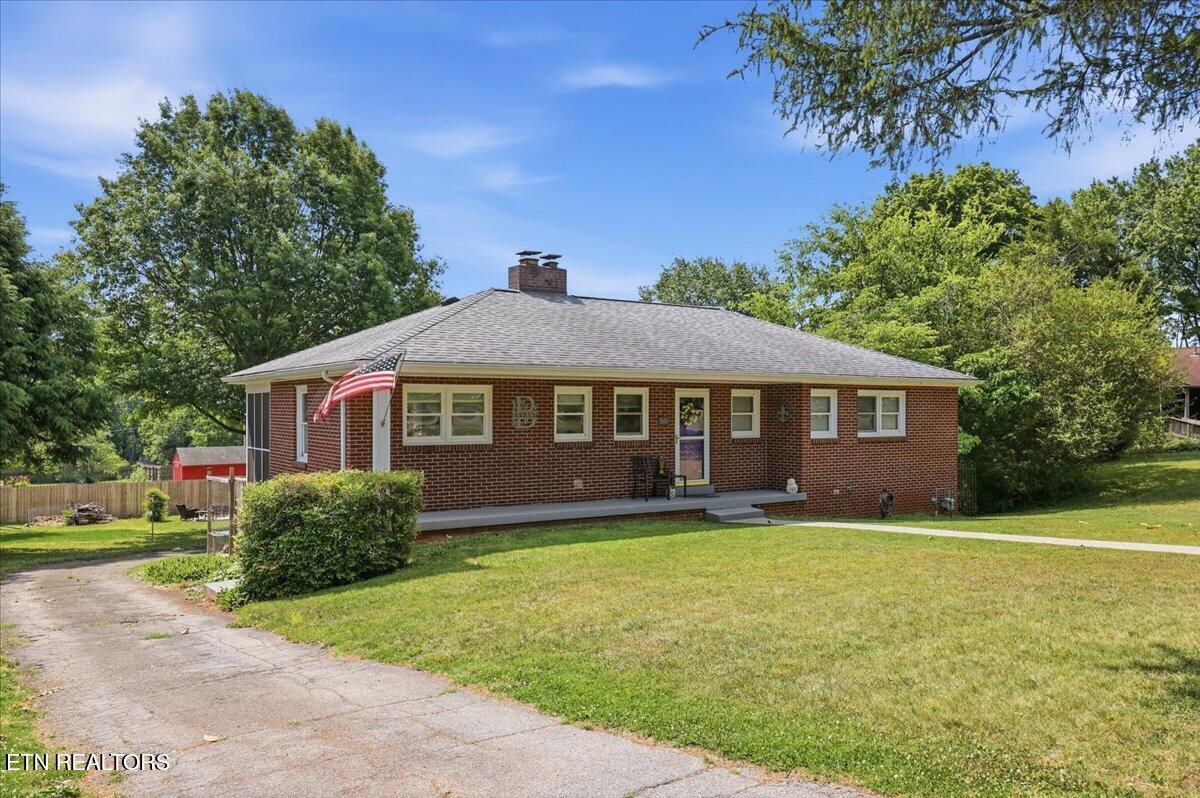 1604 Linda Lane Maryville TN 37803