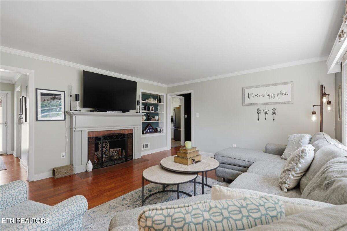1604 Linda Lane Maryville TN 37803