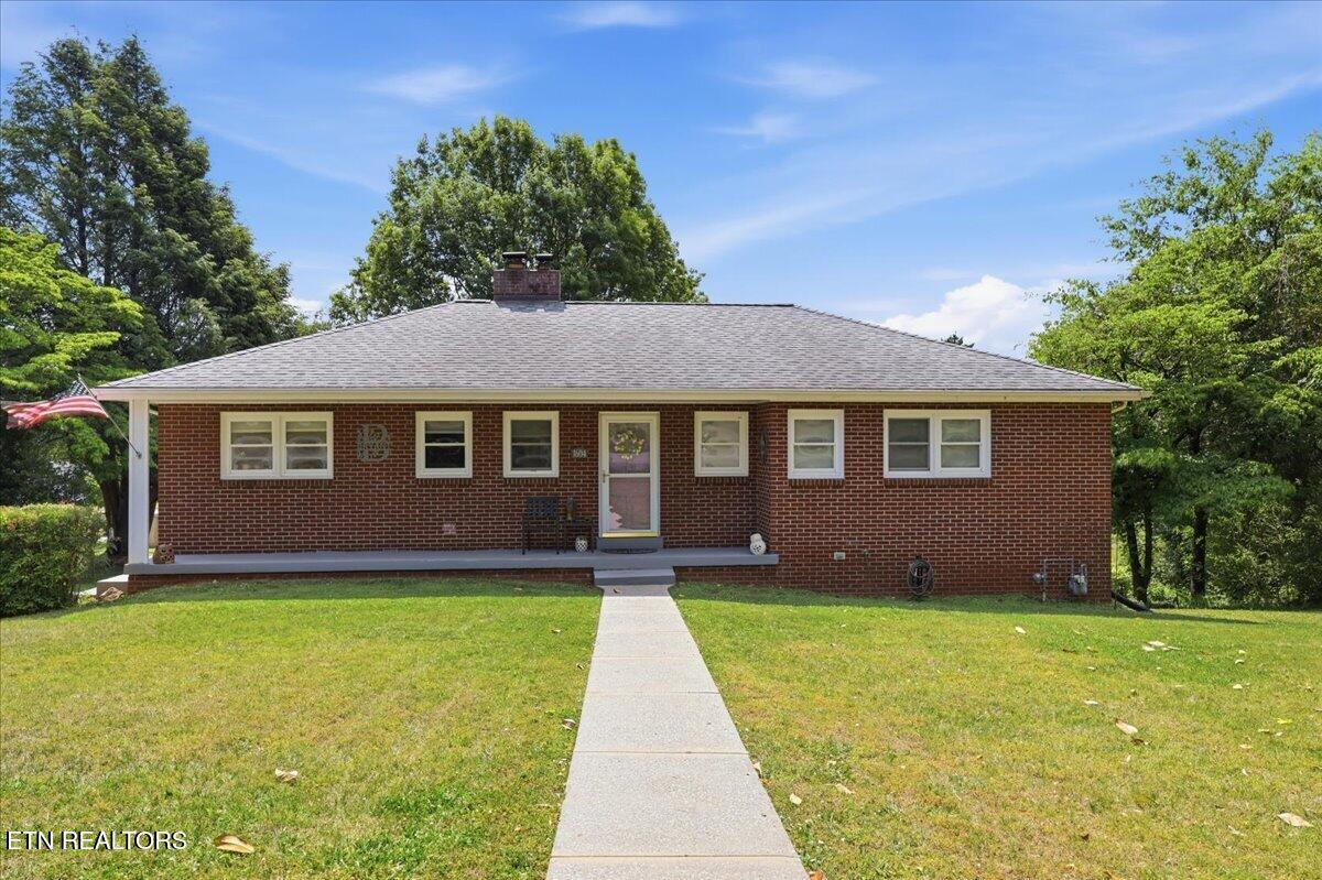 1604 Linda Lane Maryville TN 37803