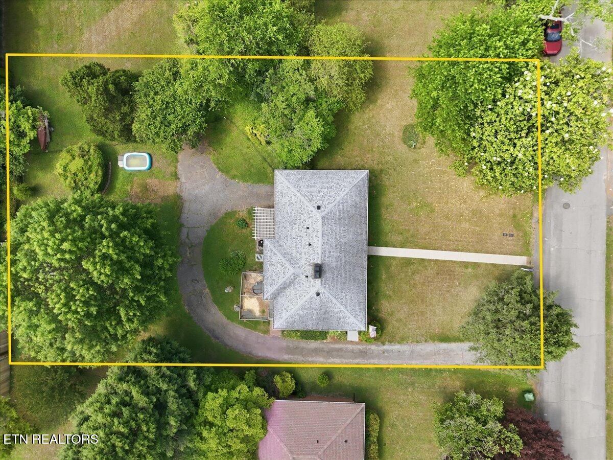 1604 Linda Lane Maryville TN 37803