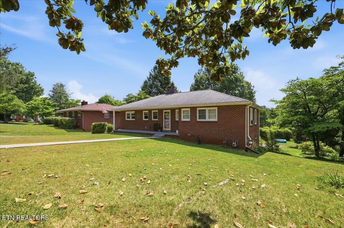 1604 Linda Lane Maryville TN 37803