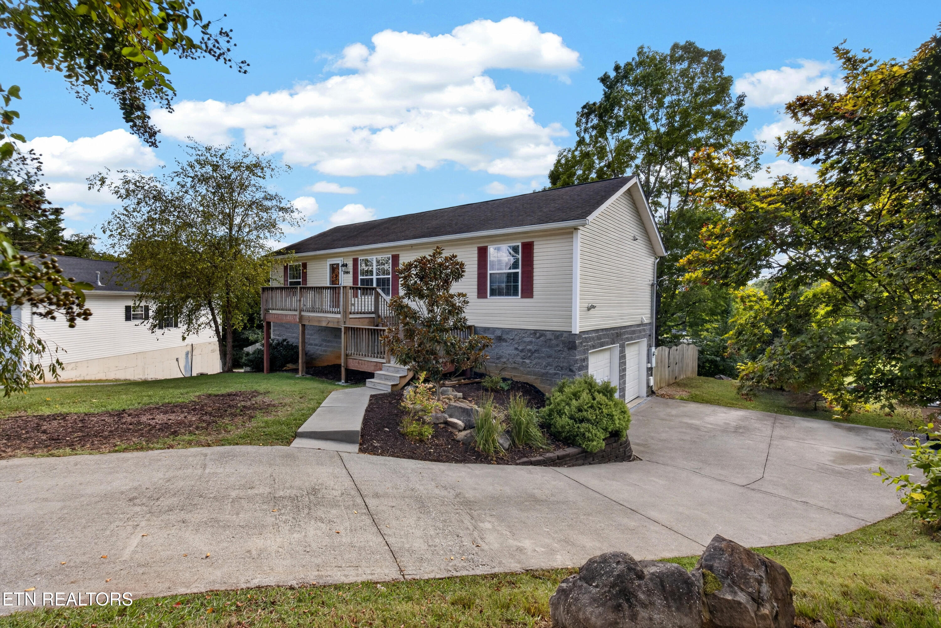 2444 Honey Grove Lane Knoxville TN 37923