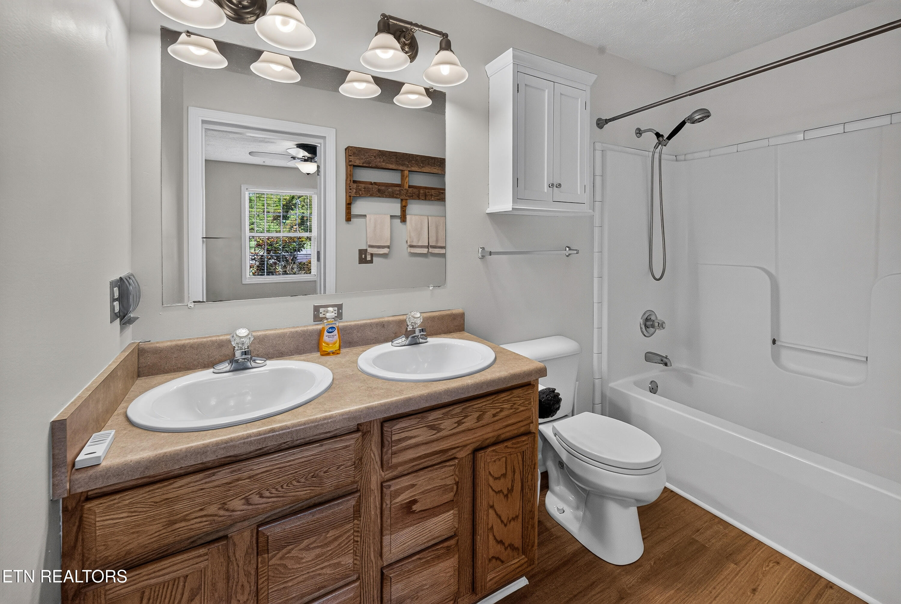 2444 Honey Grove Lane Knoxville TN 37923
