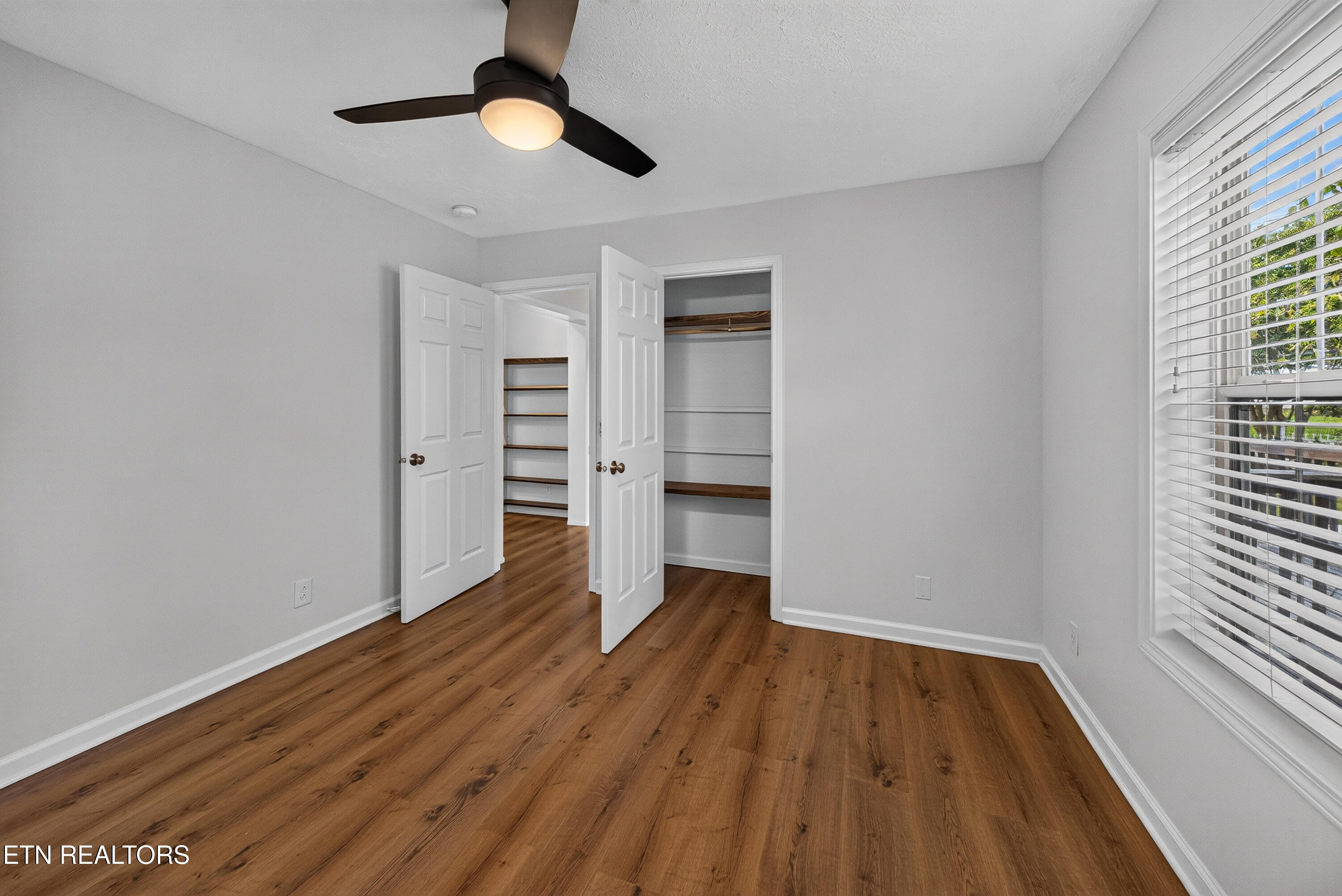 2444 Honey Grove Lane Knoxville TN 37923