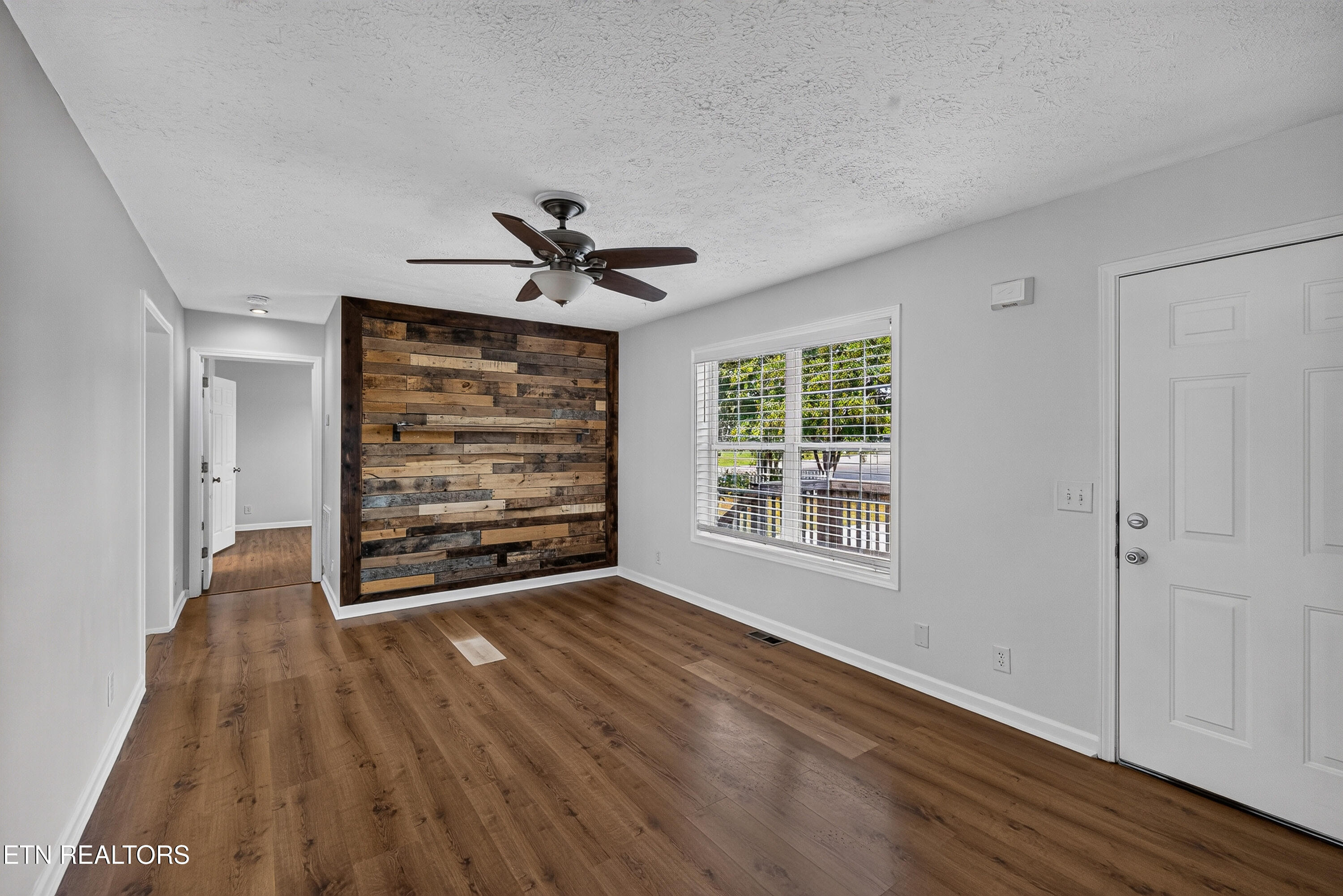 2444 Honey Grove Lane Knoxville TN 37923