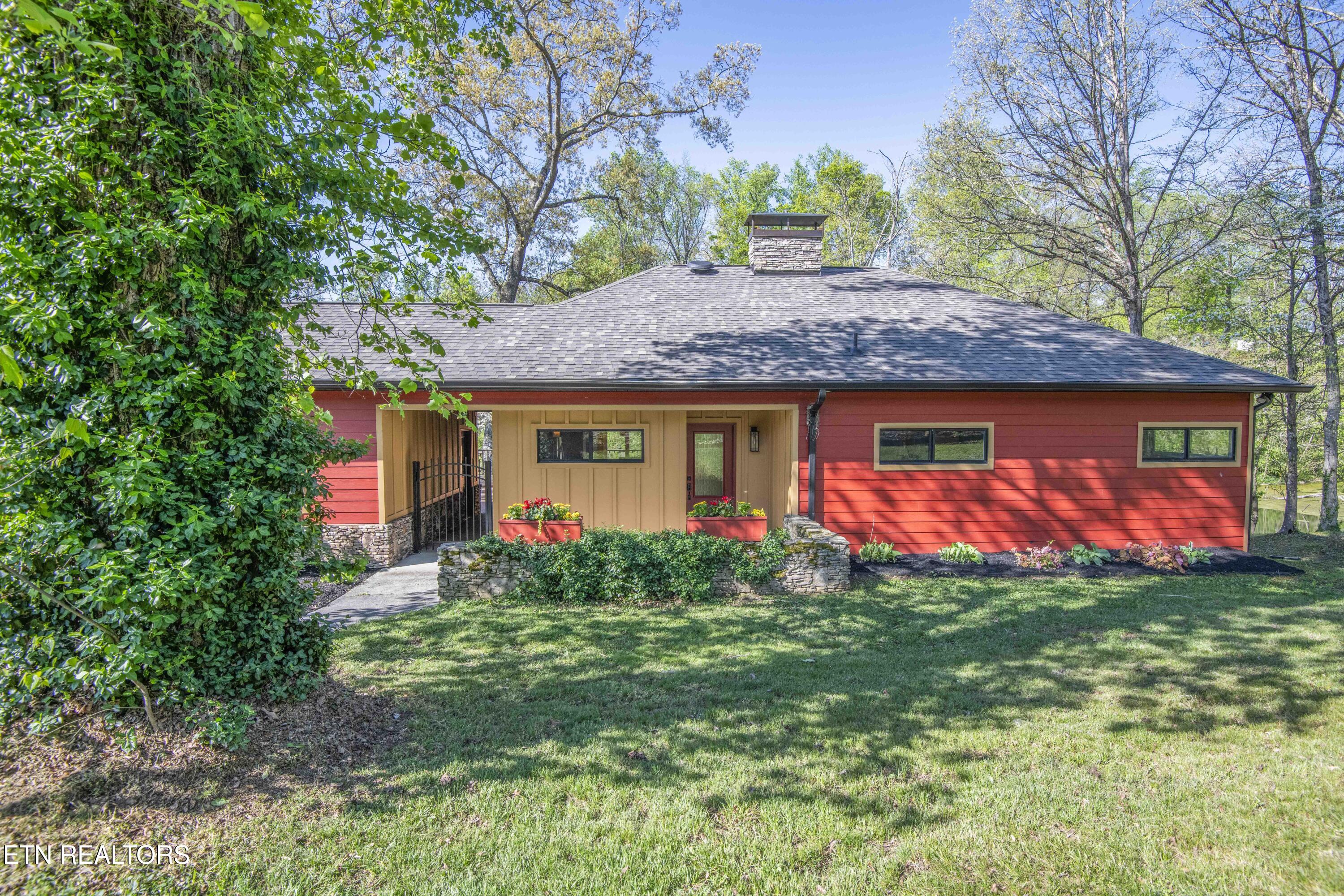 715 Lake Forest Drive Knoxville TN 37920
