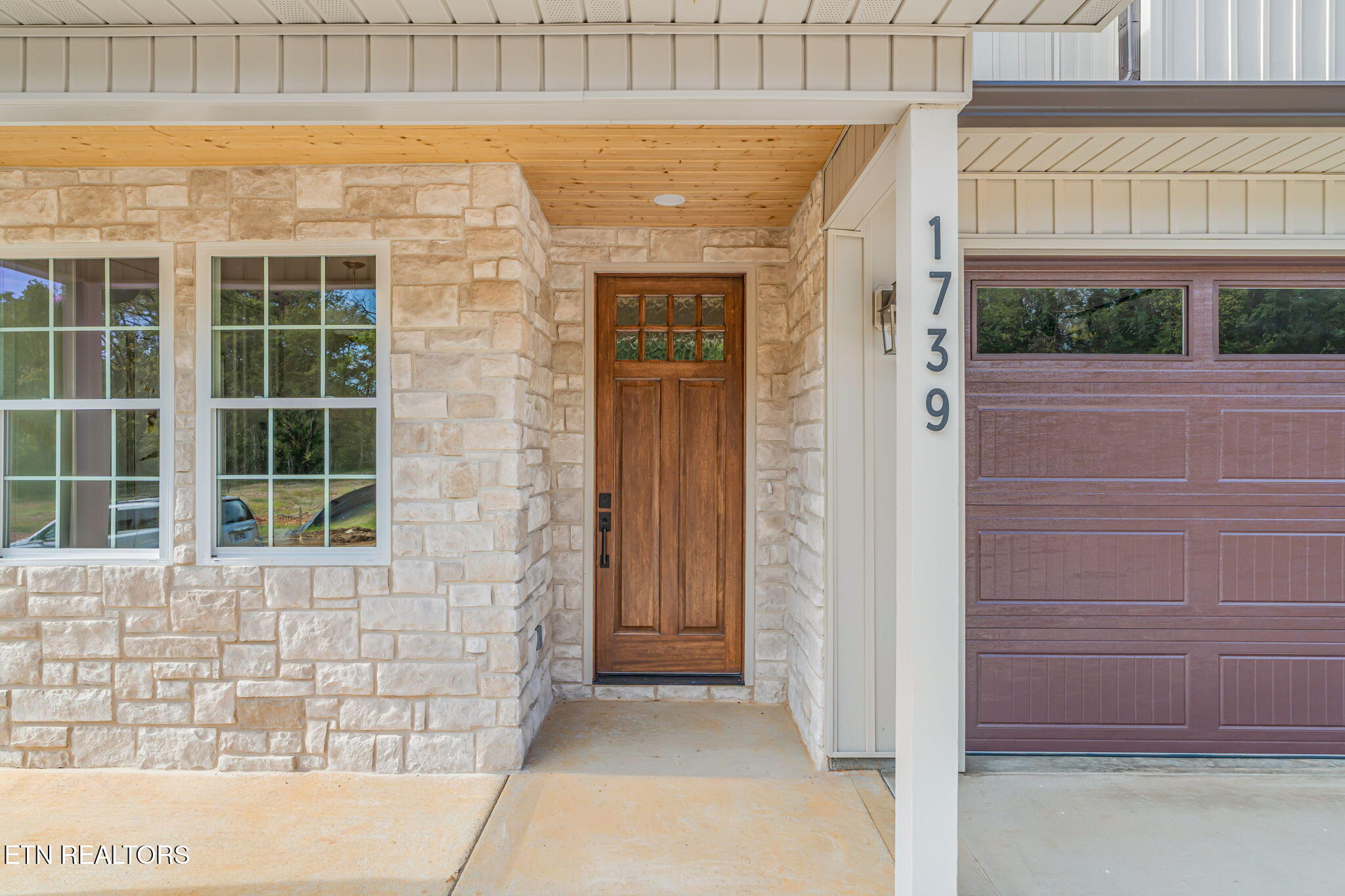 1739 Nathans Cove Way Knoxville TN 37909