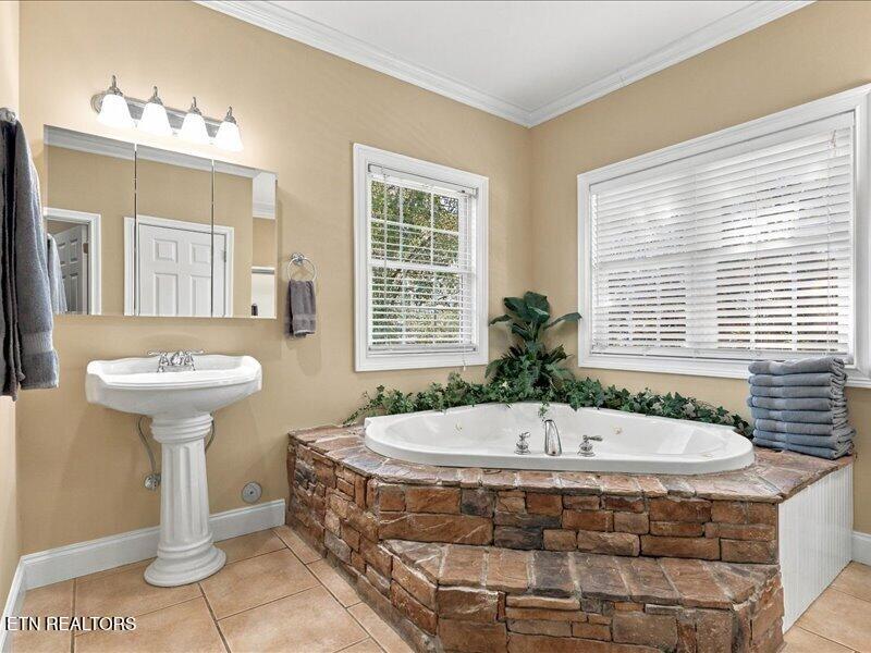 7324 Meadow Creek Trail Knoxville TN 37931