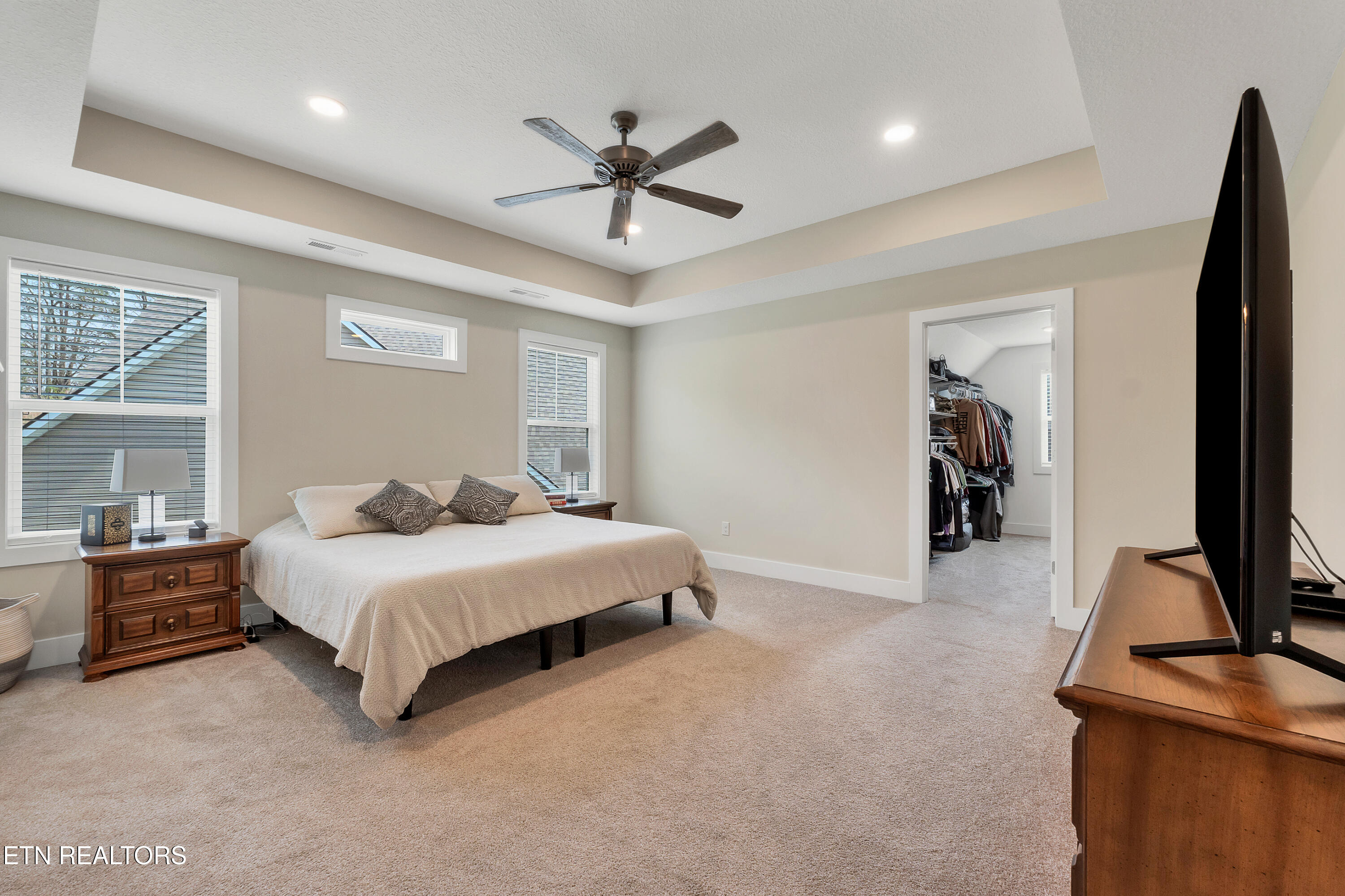 2221 Shylah Mia Lane Knoxville TN 37932