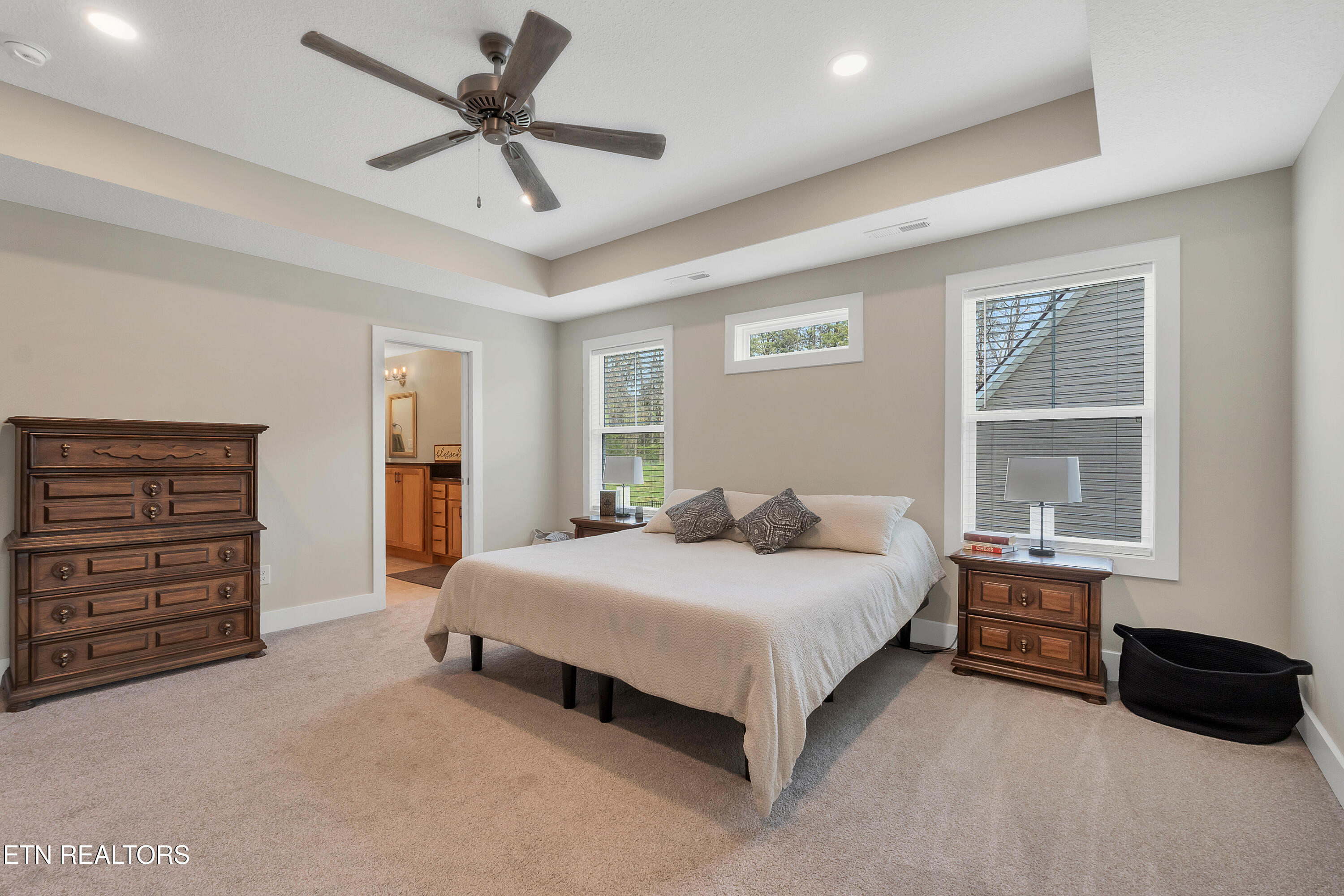 2221 Shylah Mia Lane Knoxville TN 37932
