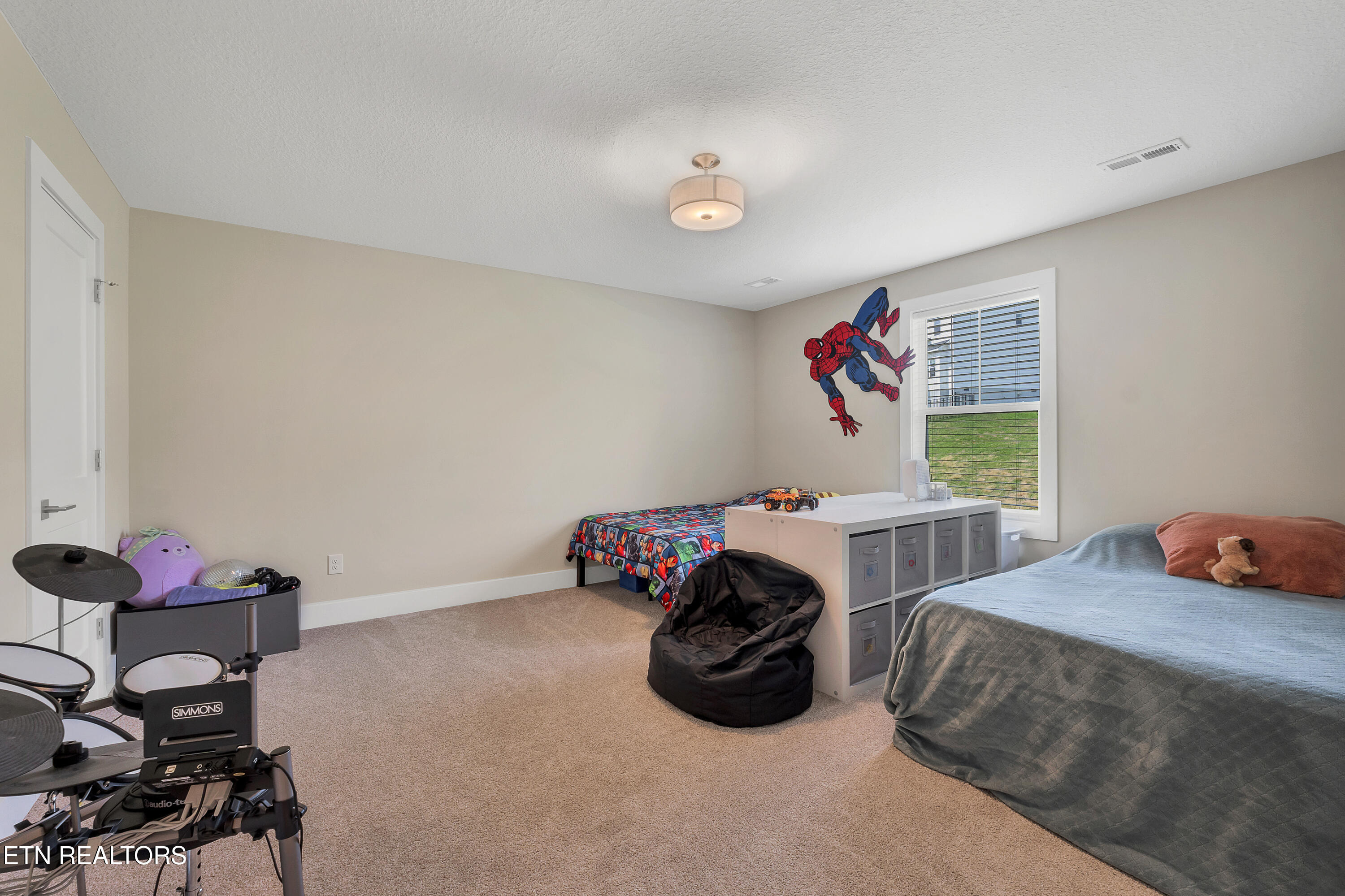 2221 Shylah Mia Lane Knoxville TN 37932