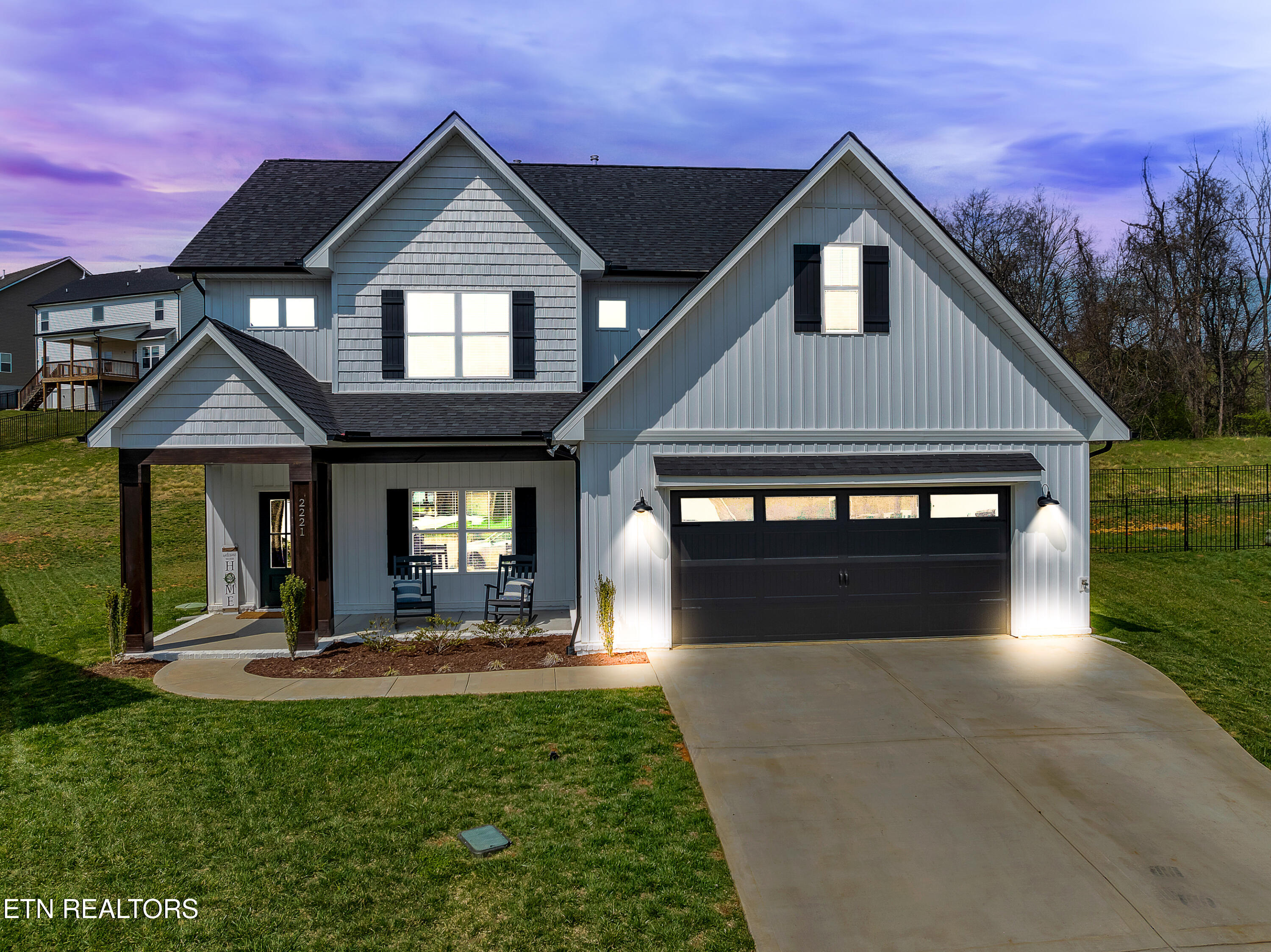 2221 Shylah Mia Lane Knoxville TN 37932