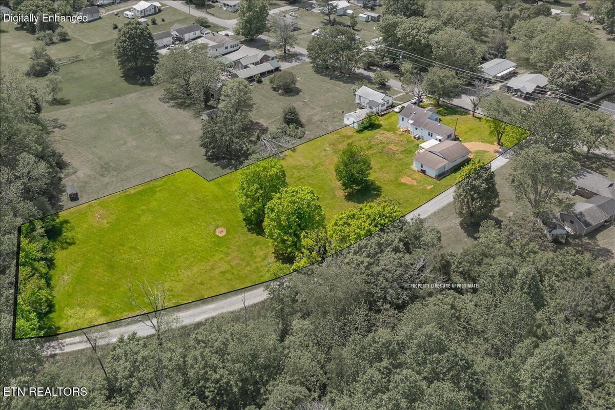917 Central Avenue Athens TN 37303