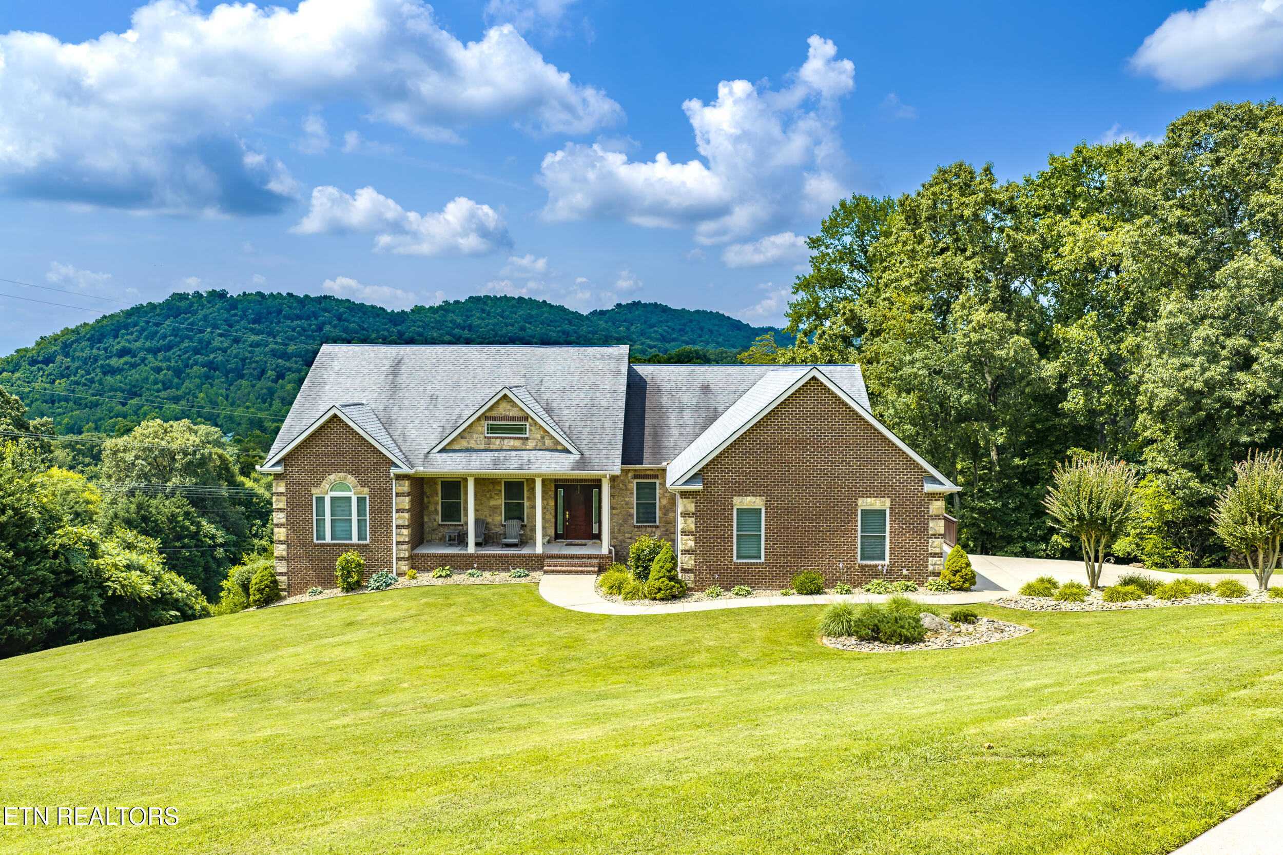 323 Independence Drive Jefferson City TN 37760