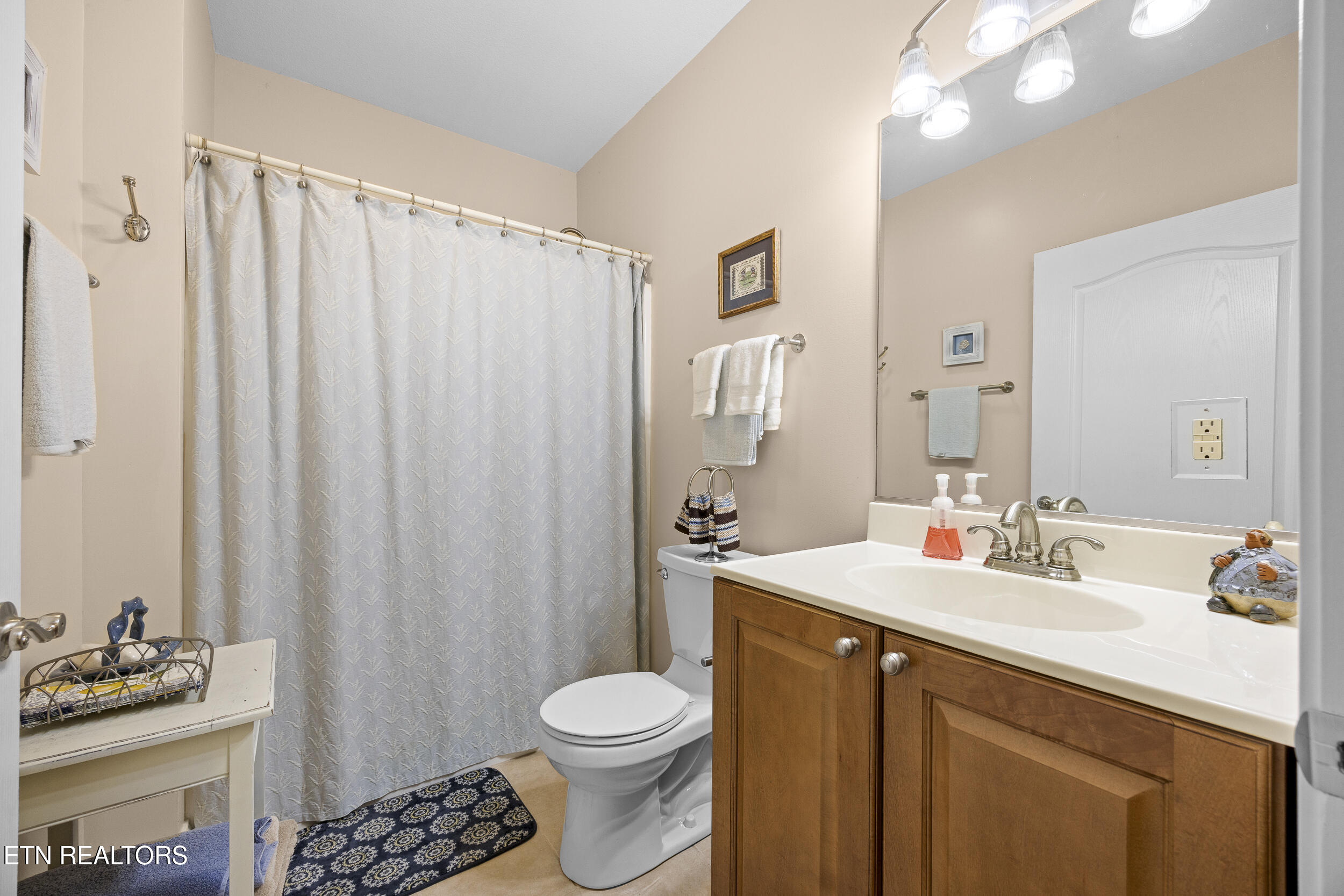 323 Independence Drive Jefferson City TN 37760