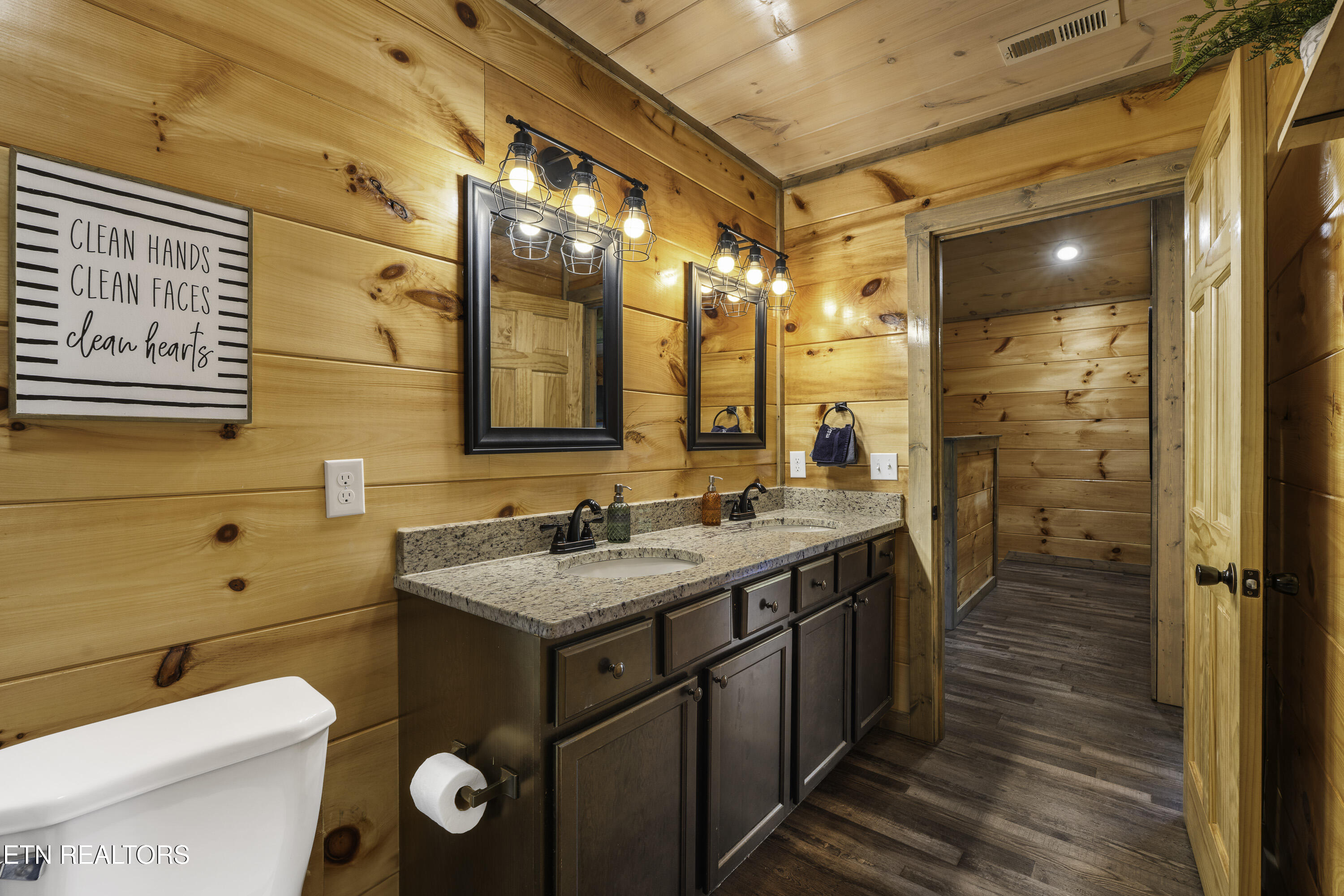 2328 Judson Lane Sevierville TN 37876