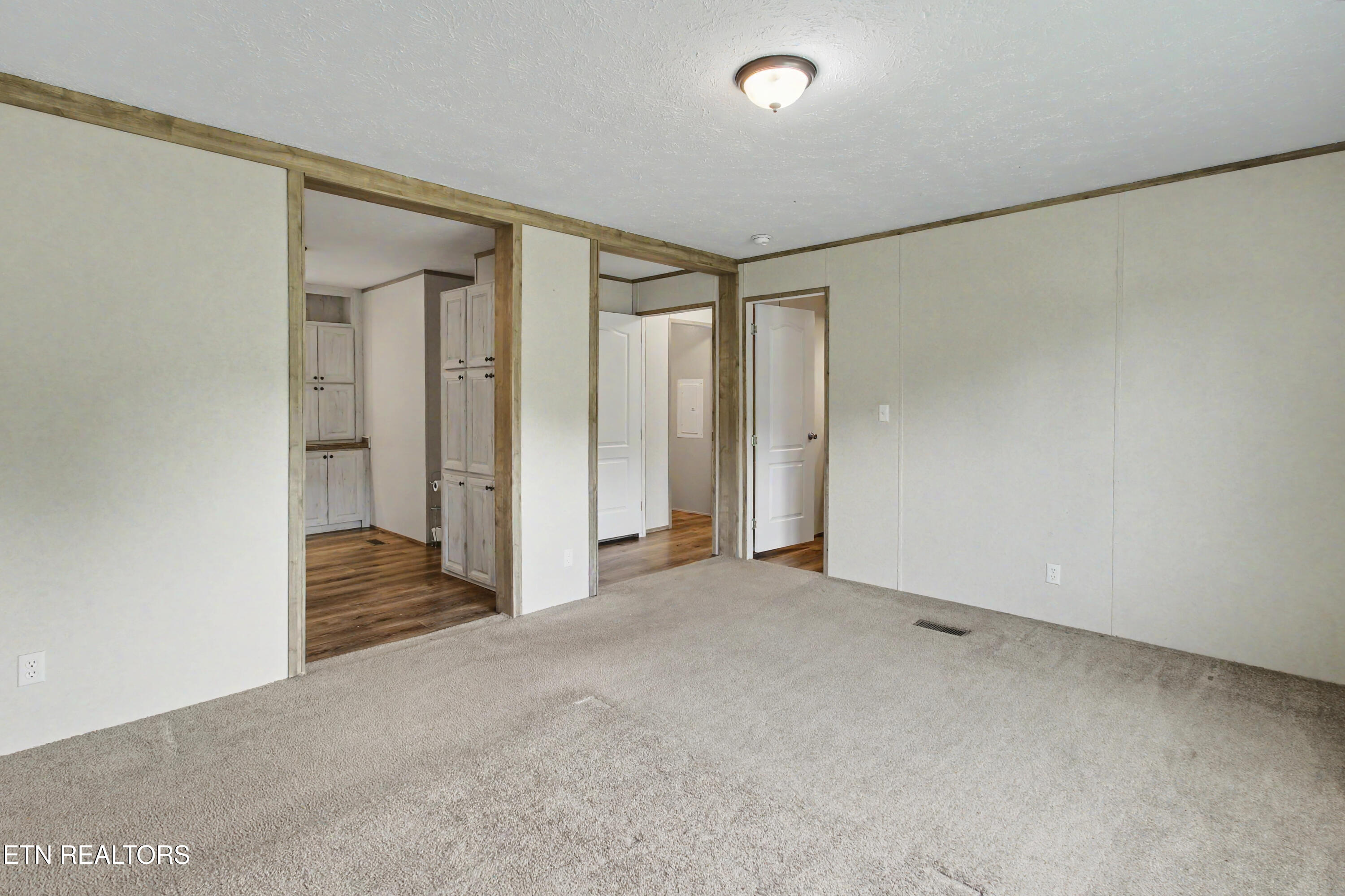 7512 Thompson School Road Corryton TN 37721
