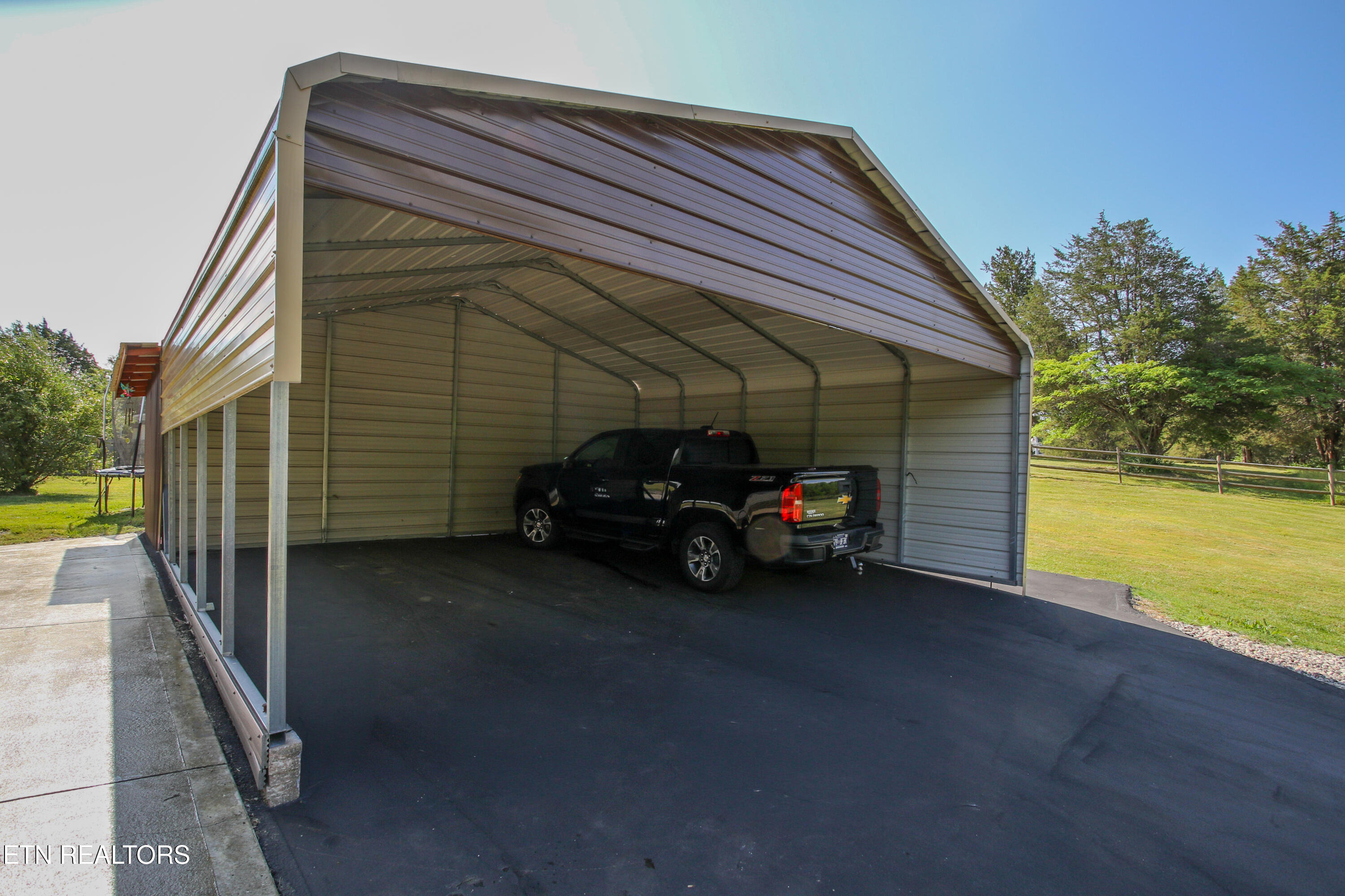 7512 Thompson School Road Corryton TN 37721