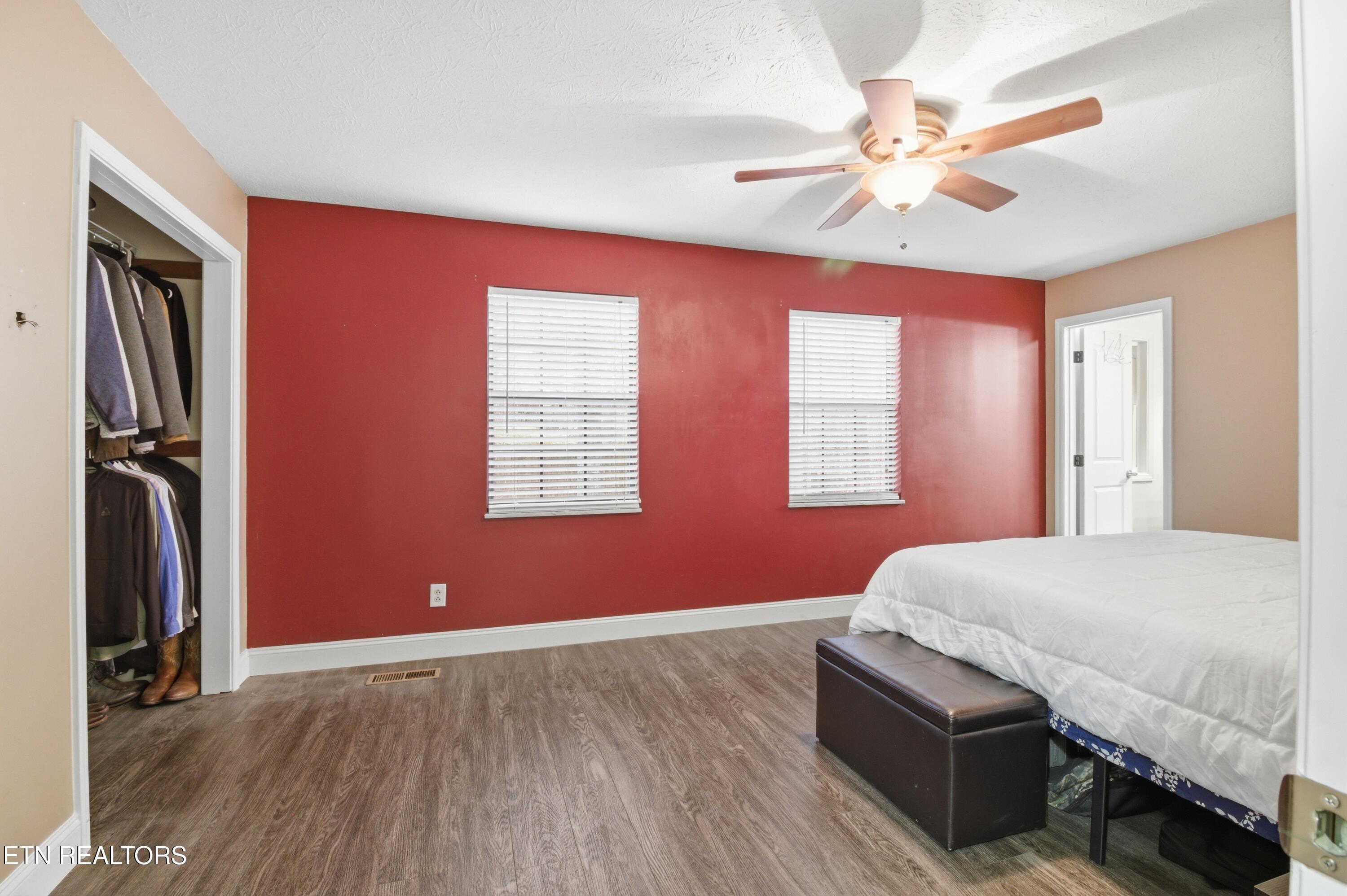 9429 Jim Loy Drive Strawberry Plains TN 37871