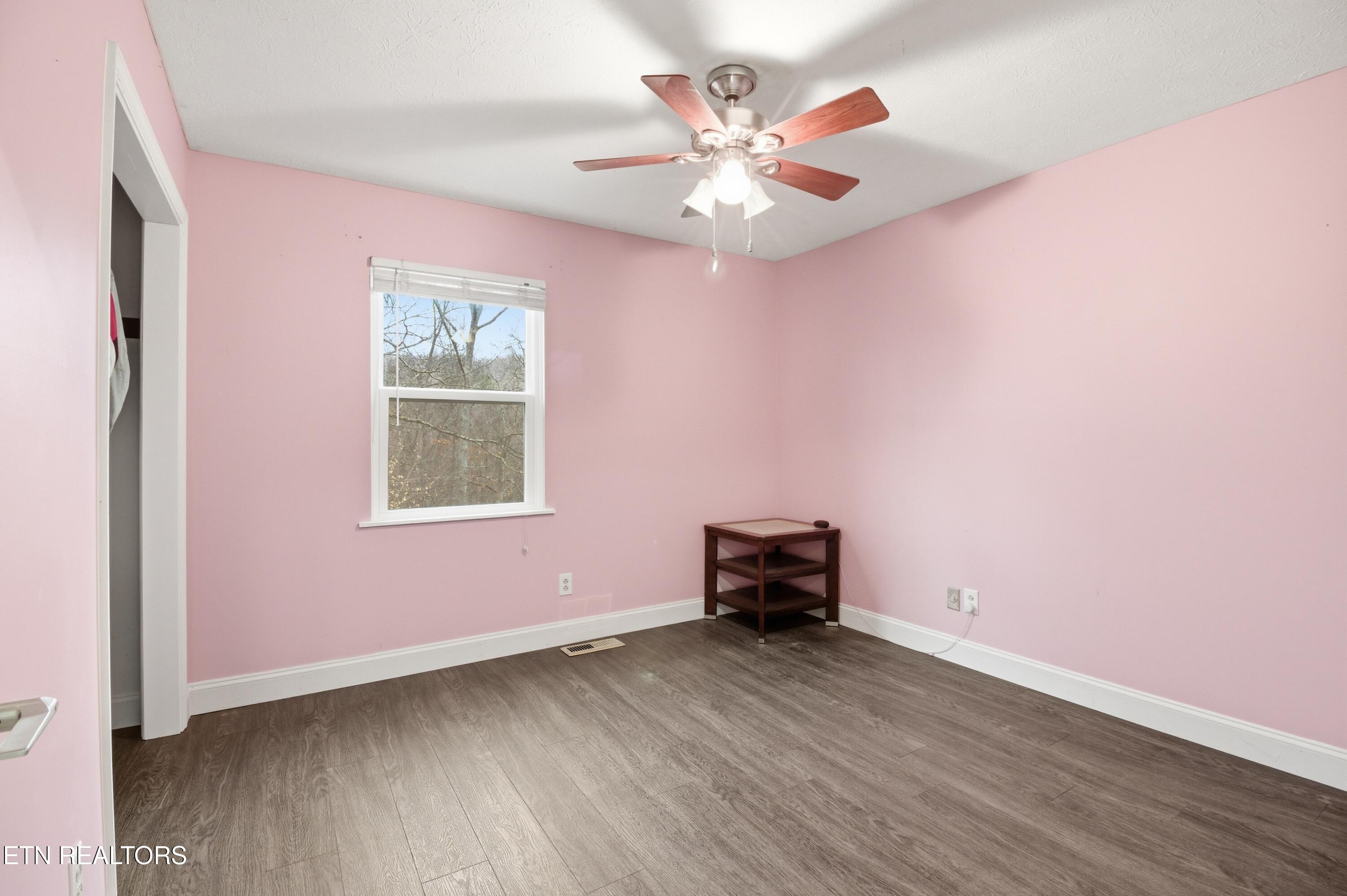 9429 Jim Loy Drive Strawberry Plains TN 37871